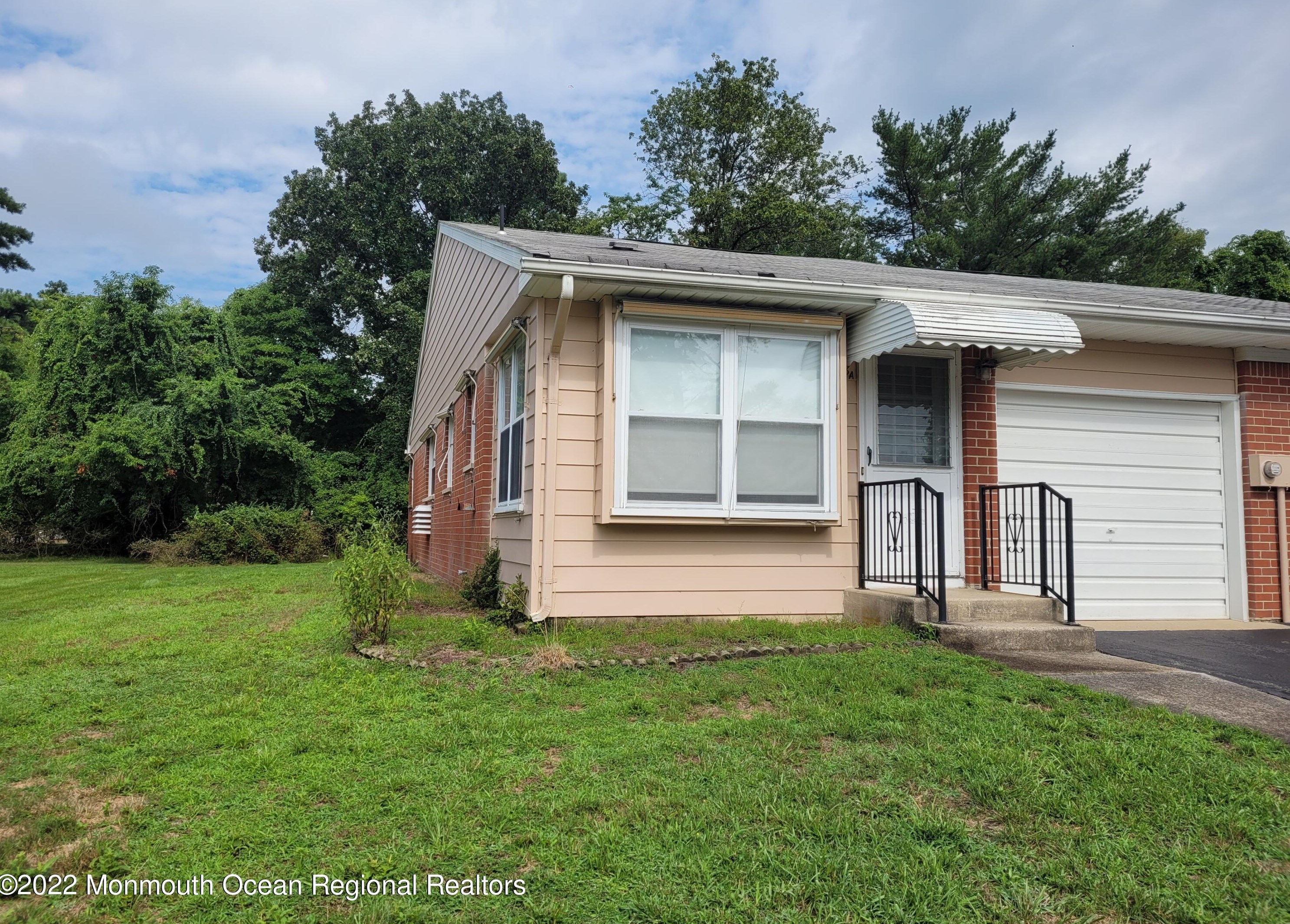 138 Hudson Pkwy #a, Lakehurst, NJ 08759