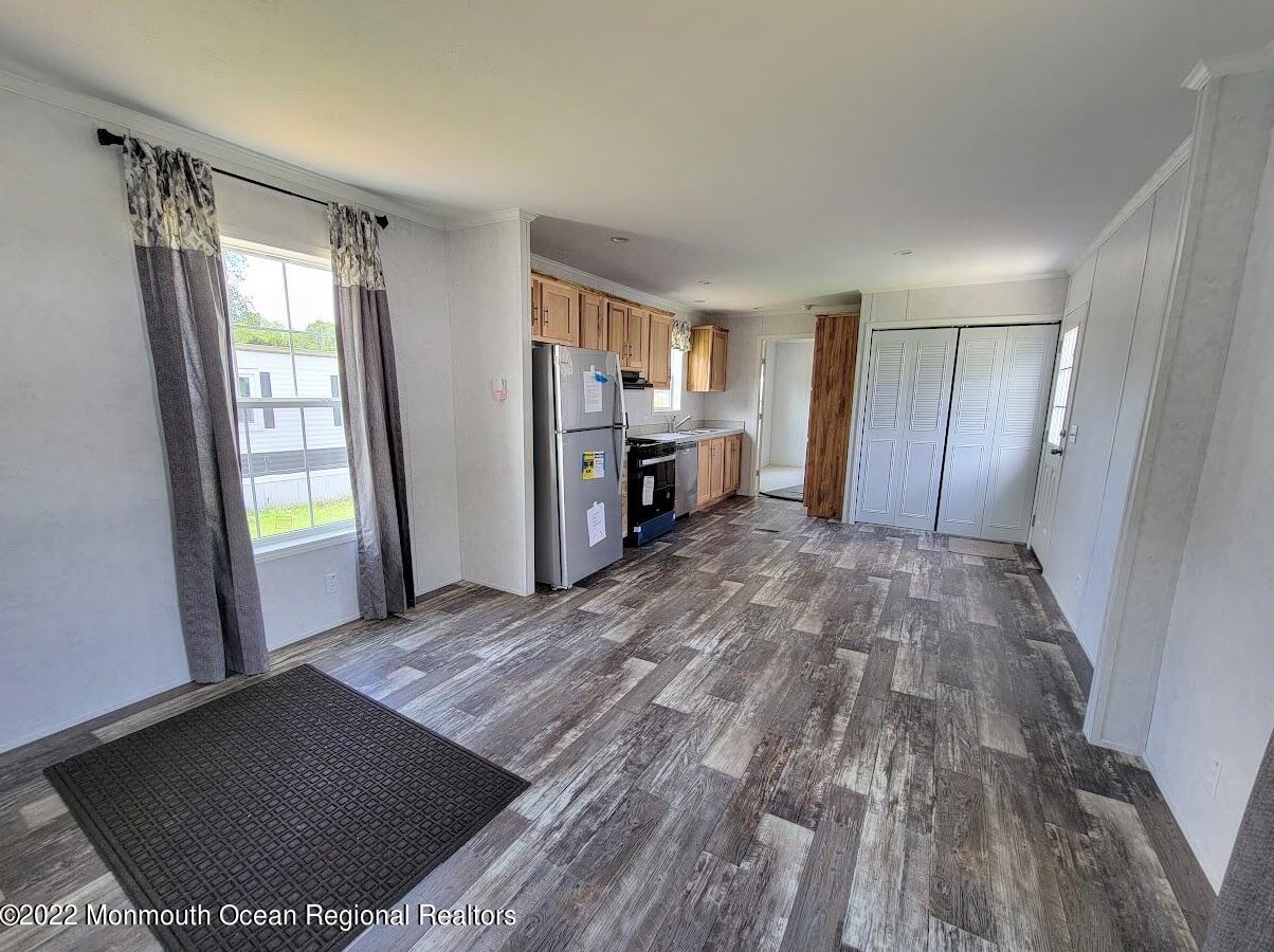 46 Jones Mill Rd #213, North Hanover, NJ 08562