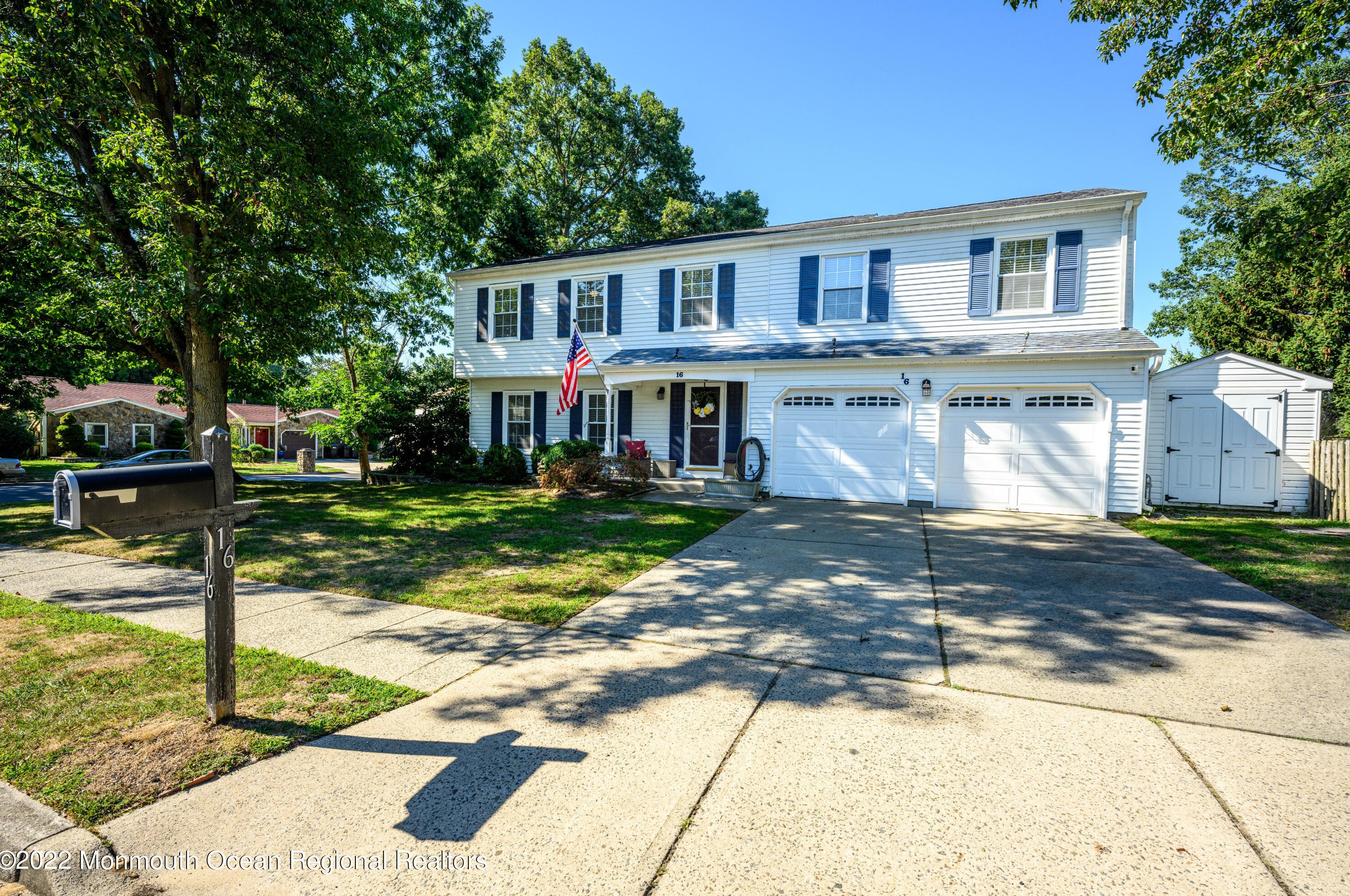 16 Weymouth Dr, Wall Township, NJ 07731-1574