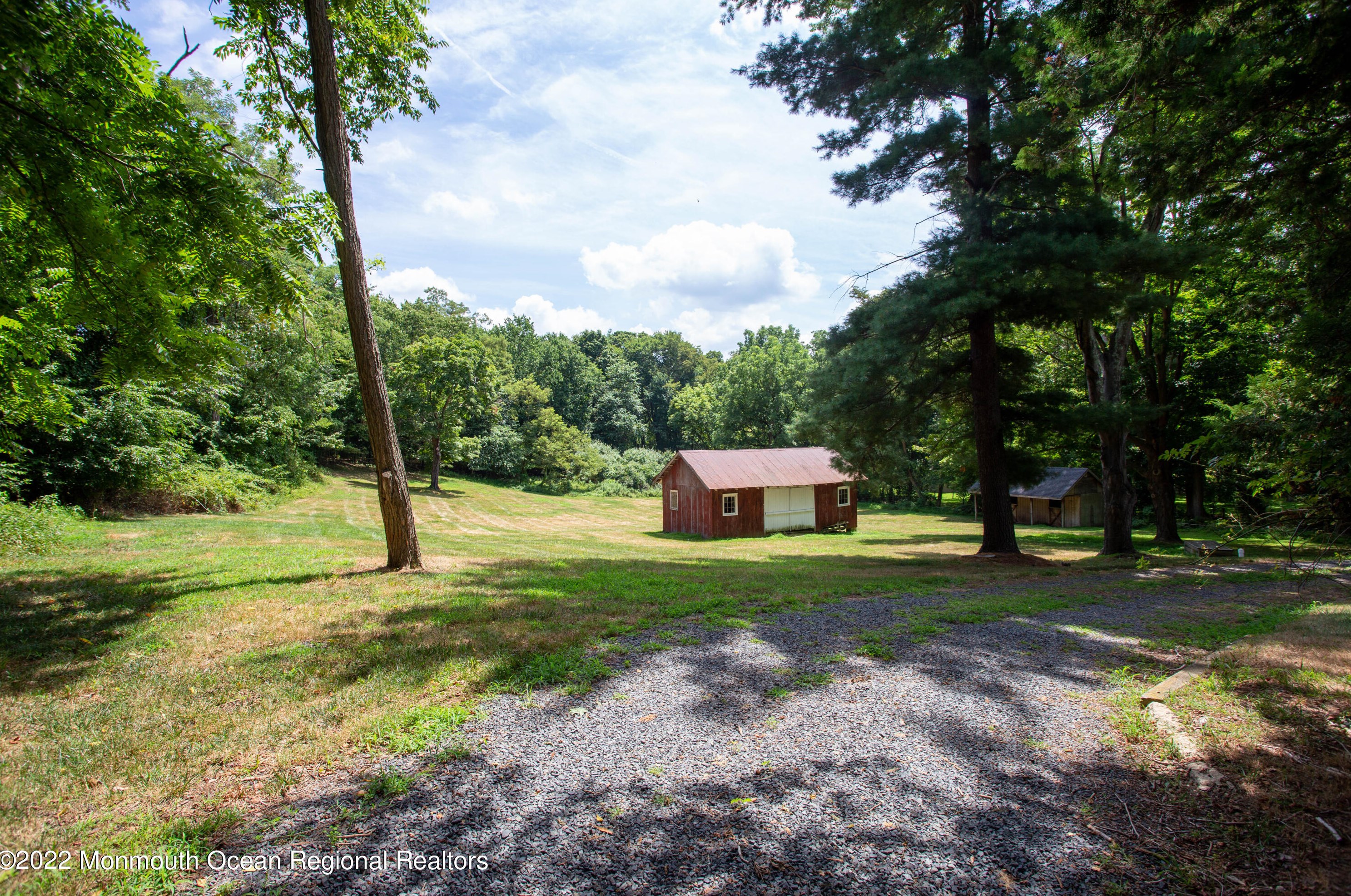 175 Sweetmans Ln, Millstone Township, NJ 08535
