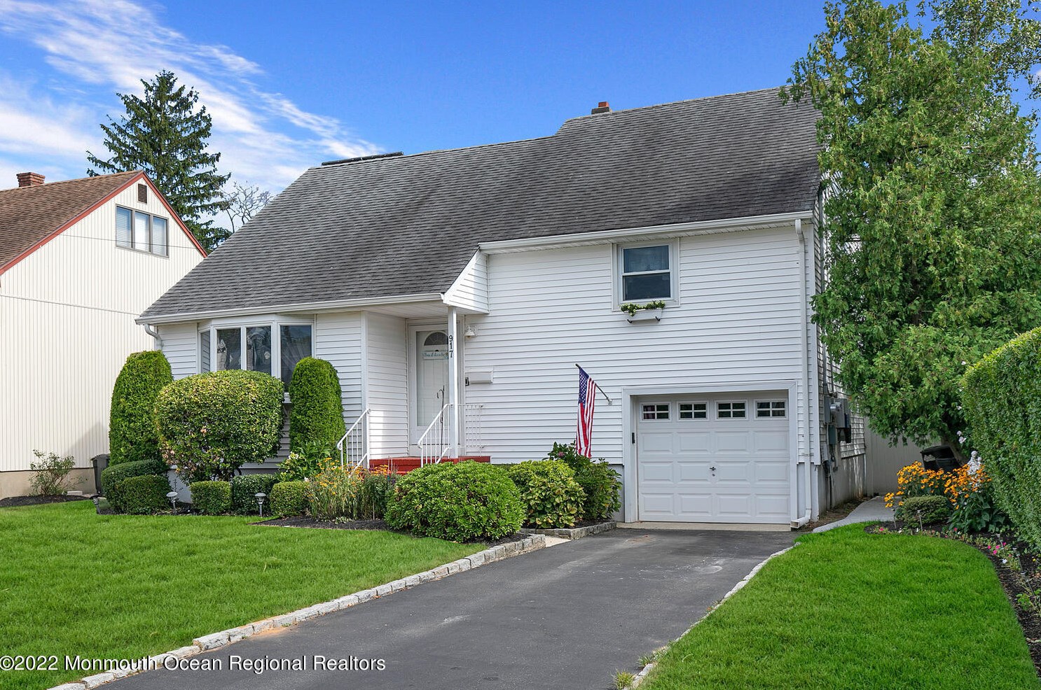 917 Claridge Dr, Wall Township, NJ 07762-2208