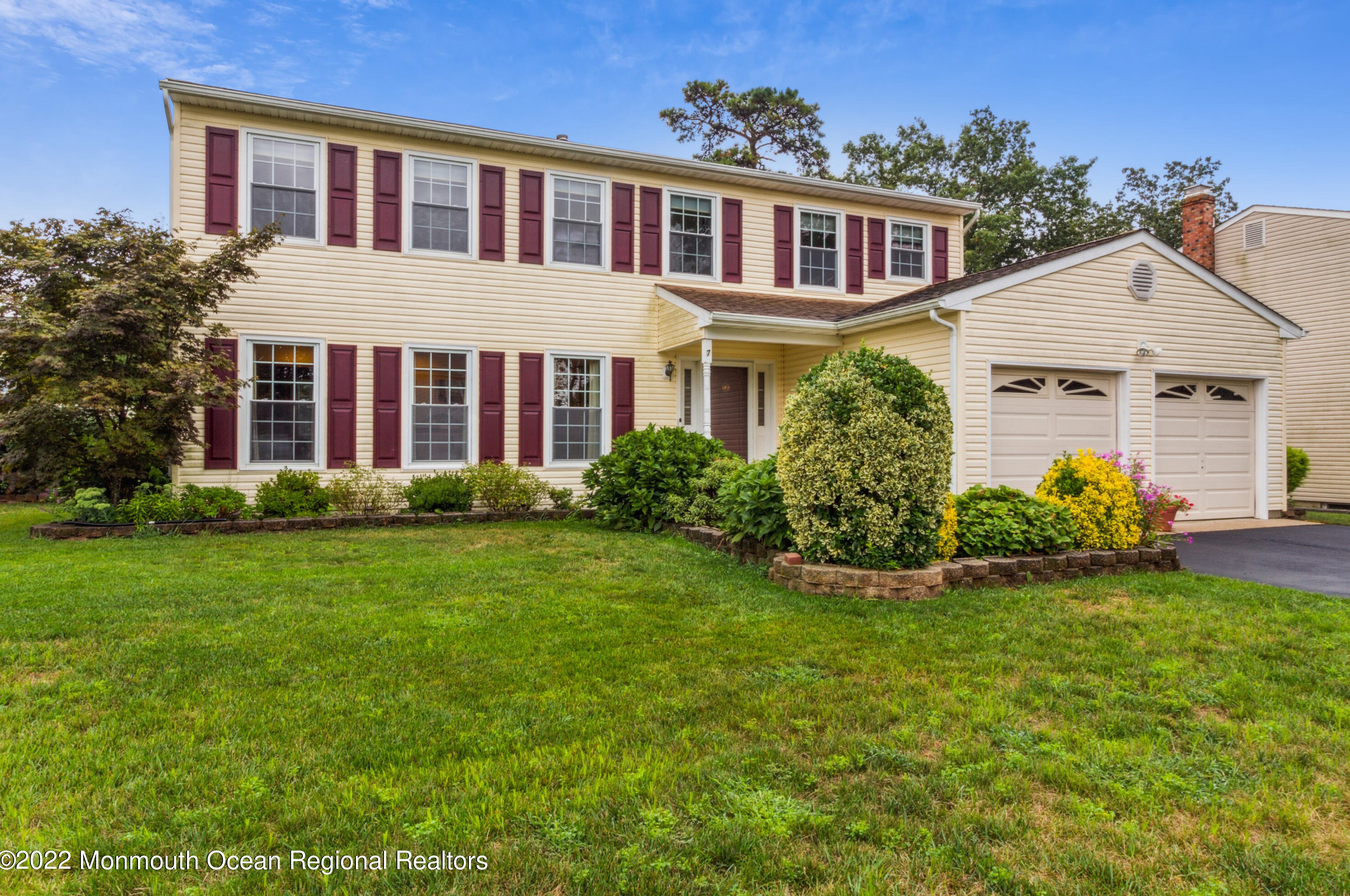 7 Ivy Pl, Wall Township, NJ 07731-2679