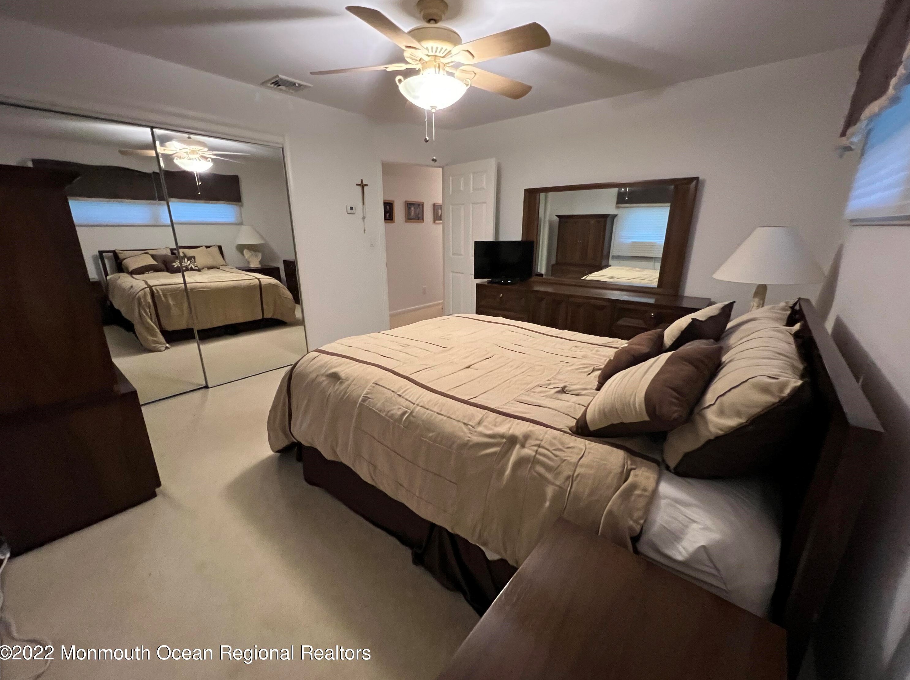 497 Freehold St, Oakhurst NJ 07755-1319 exterior