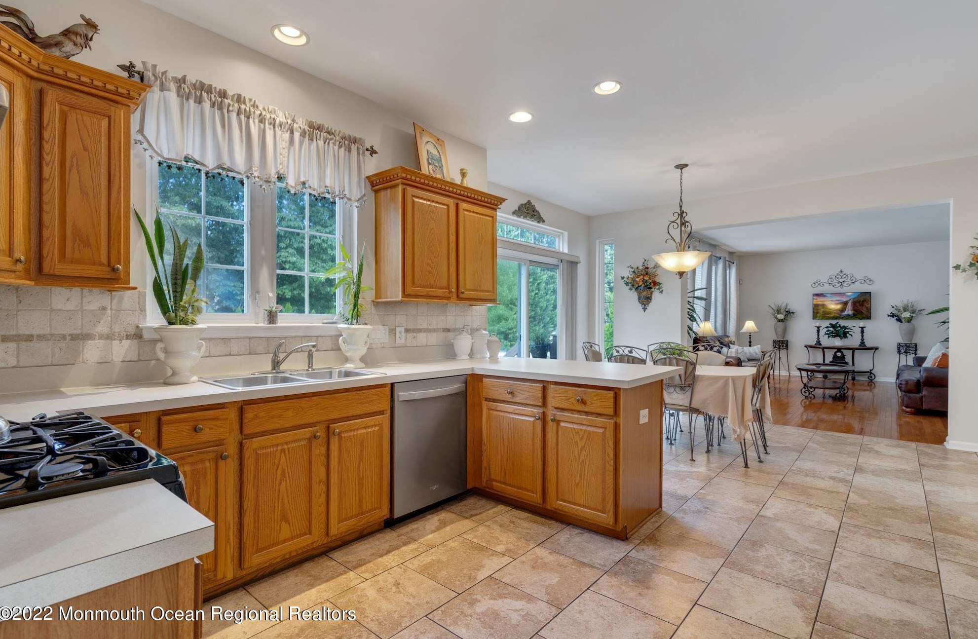 2420 Frst Cir, Toms River NJ 08757 exterior