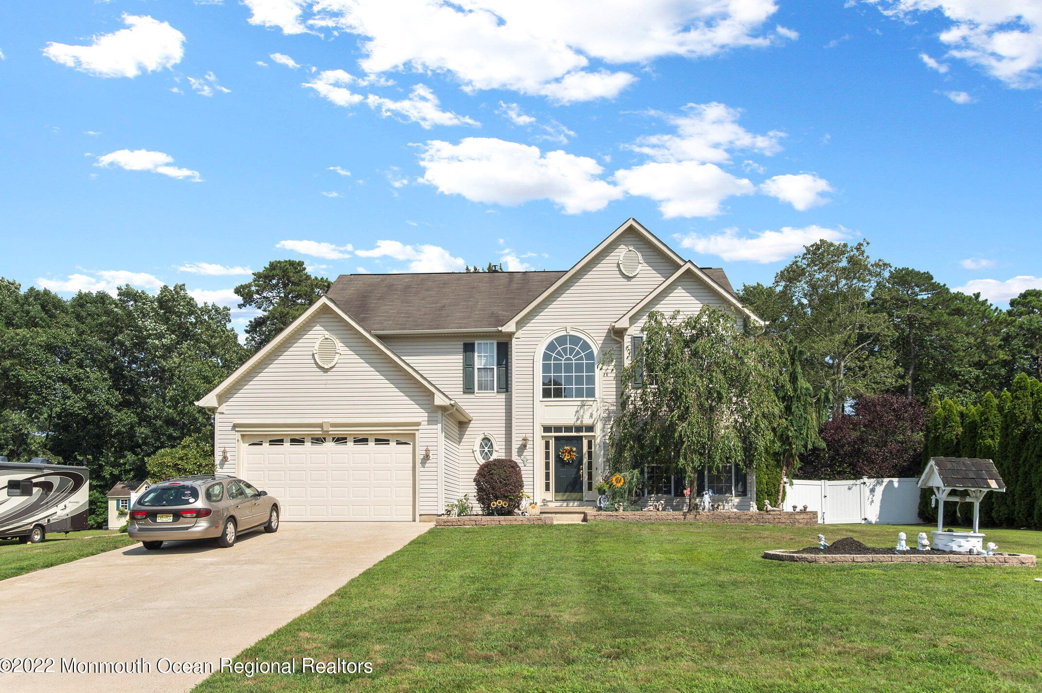 5 James Dr, Waretown, NJ 08758-2630