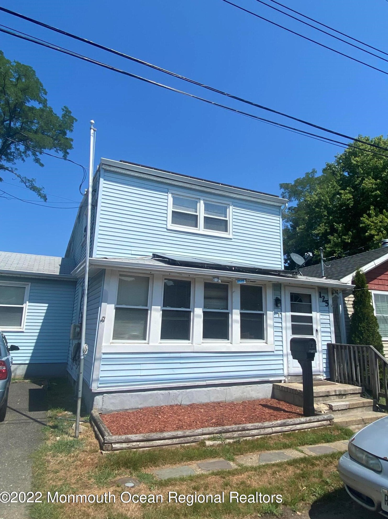 125 6th St, Ideal Beach, NJ 07734-2905
