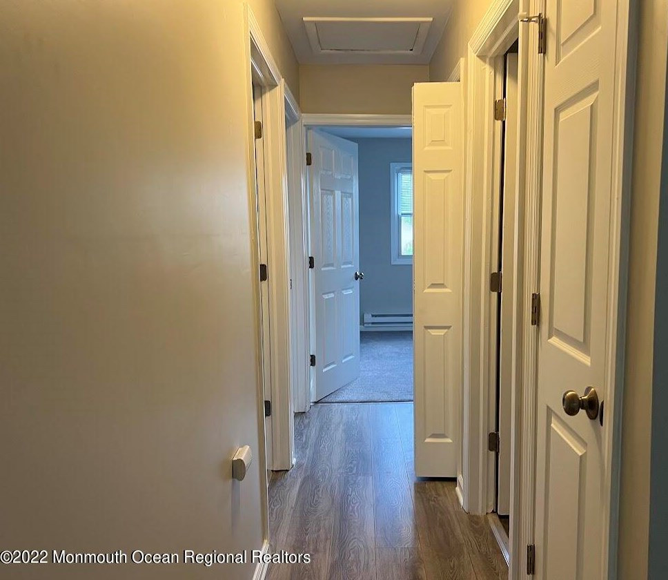 215 Twin Lakes Blvd, Tuckerton NJ  08087-1737 exterior