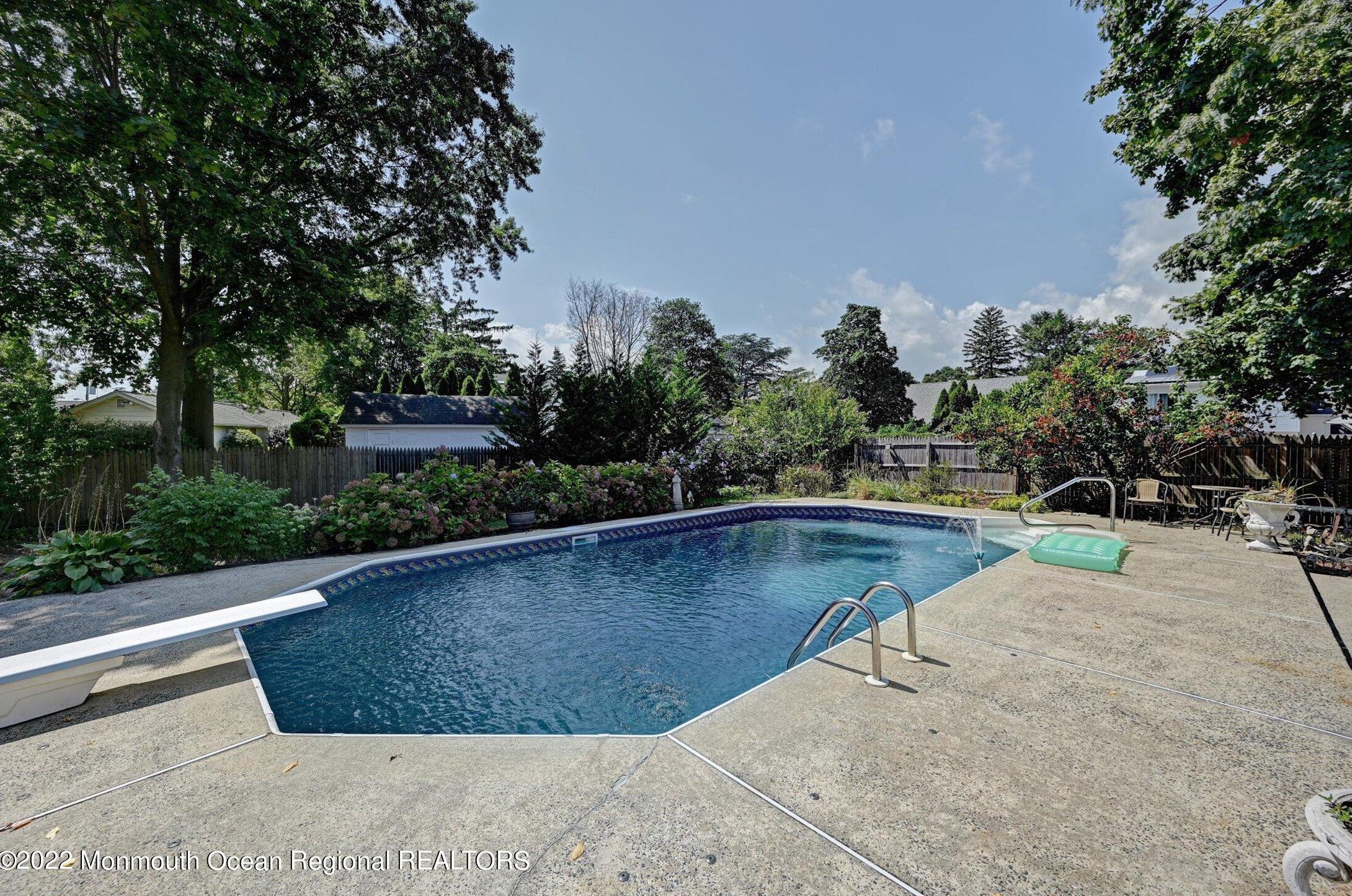 6 Chestnut Pl, West Long Branch, NJ 07764