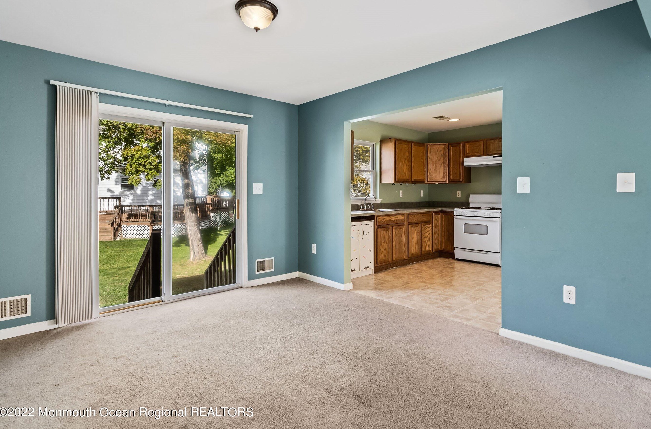 151 1 Ave, Toms River NJ 08757-5018 exterior