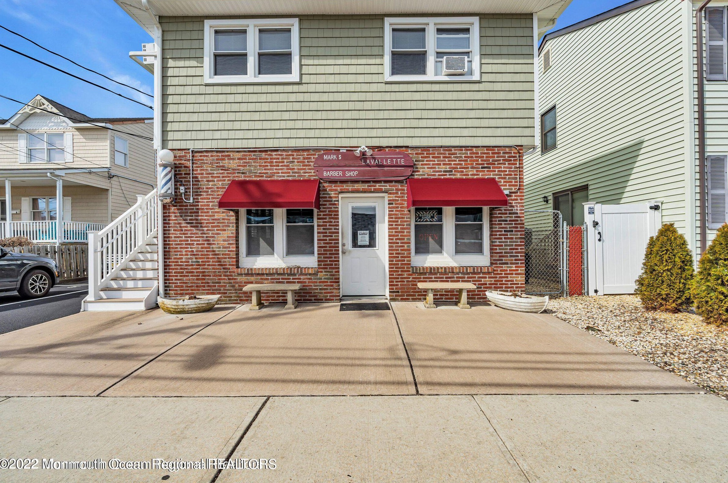 902 Grand Central Ave Apt 2, Lavallette, NJ 08735