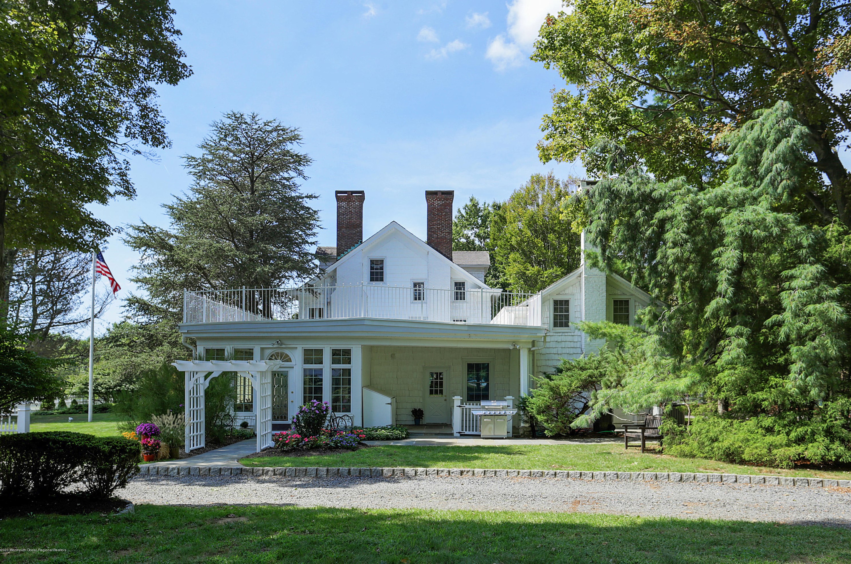 68 Mccampbell Rd, Holmdel Village, NJ 07733