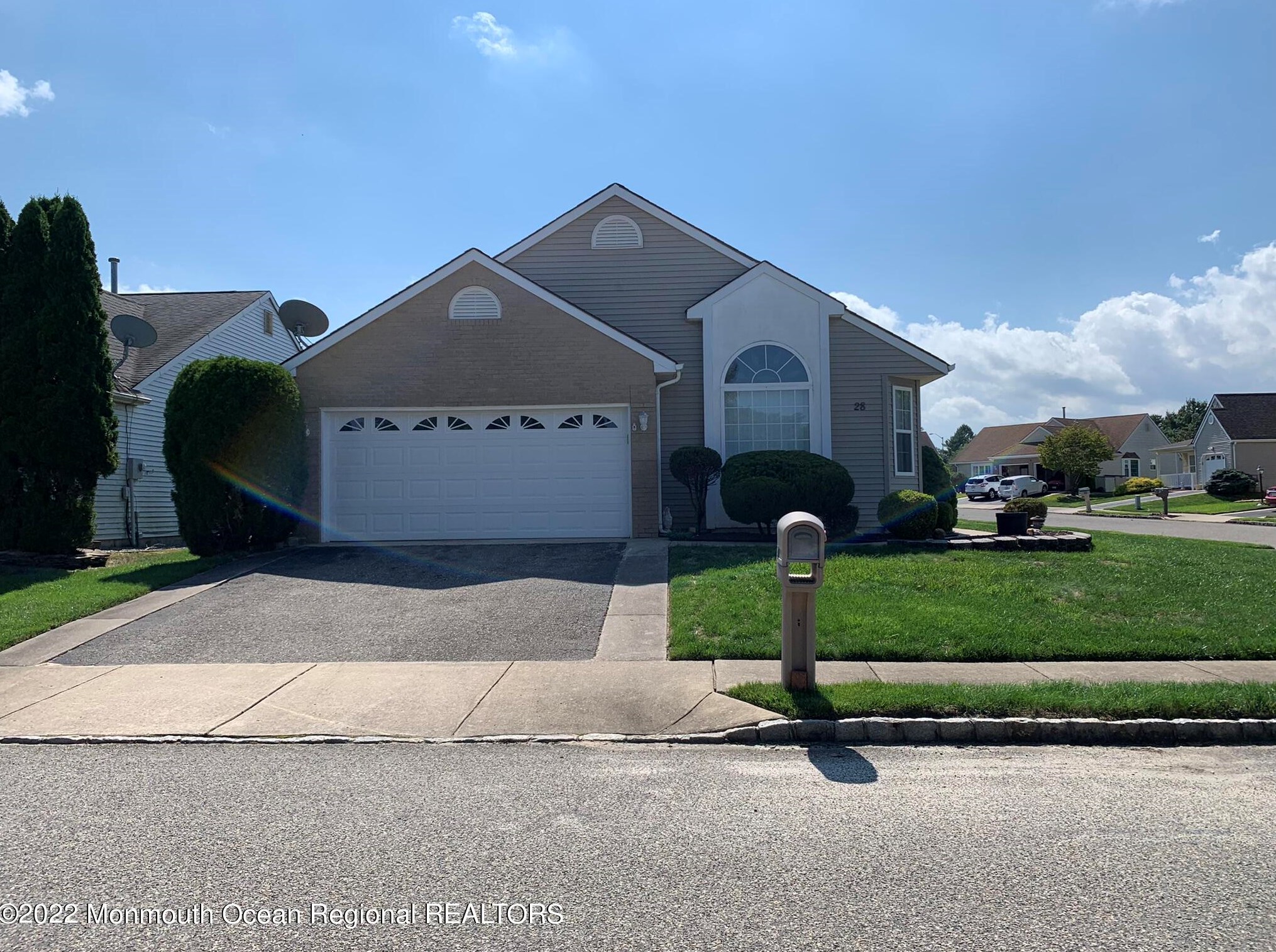 28 Lambert Way, Toms River, NJ 08757-6601