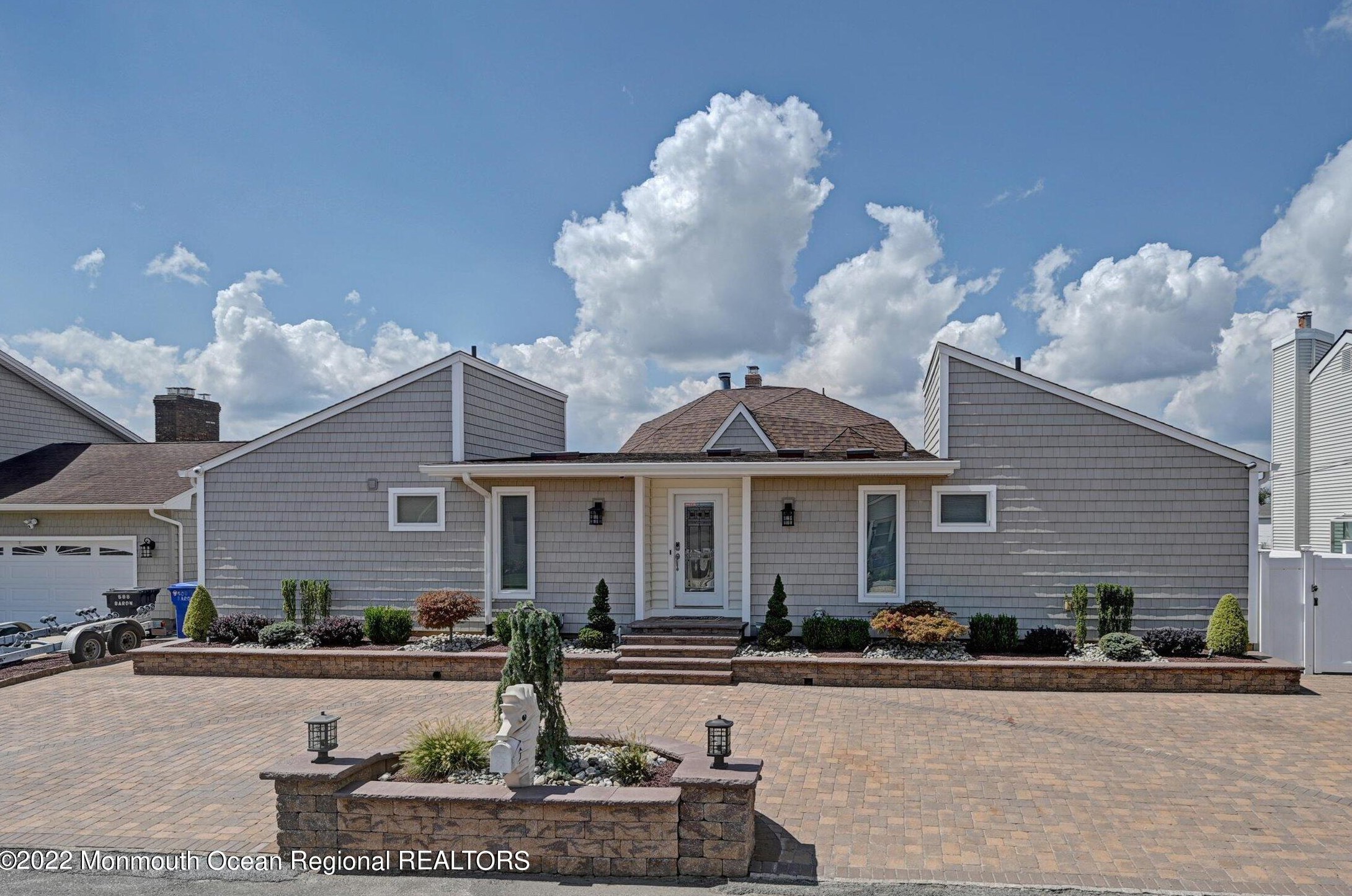 592 Baron St, Toms River, NJ 08753-4801