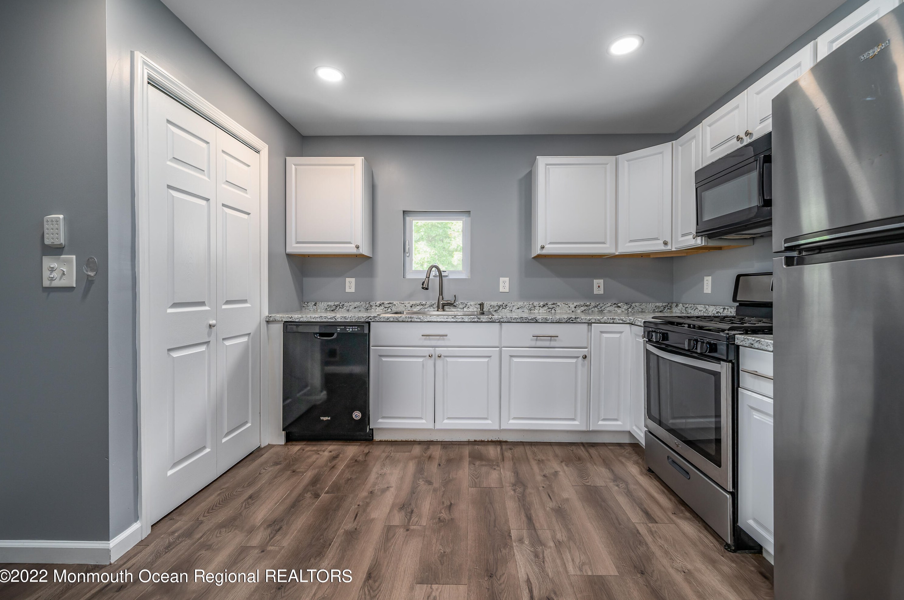 361 Route 9, Waretown NJ  08758-1702 exterior