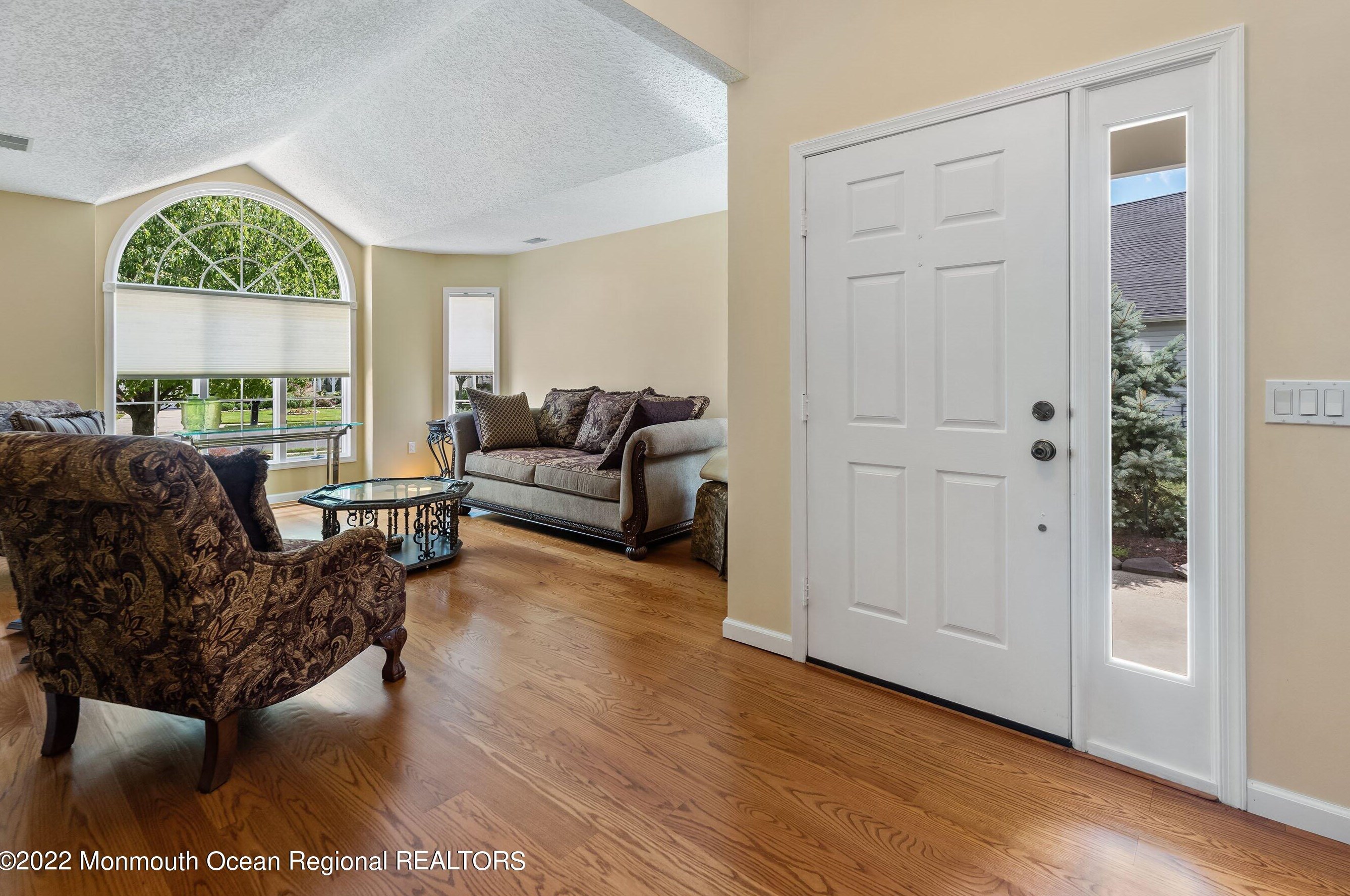 1694 Lacebark Ct, Toms River, NJ 08755-1812