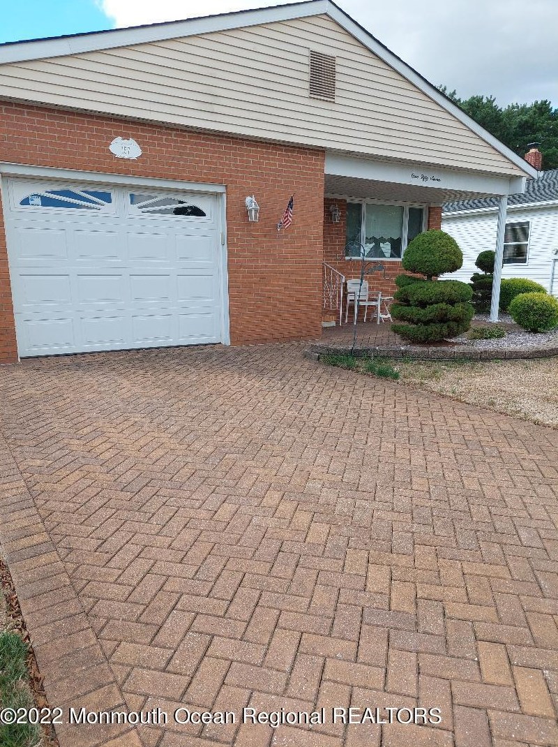 157 Freeport Blvd, Toms River, NJ 08757-6201