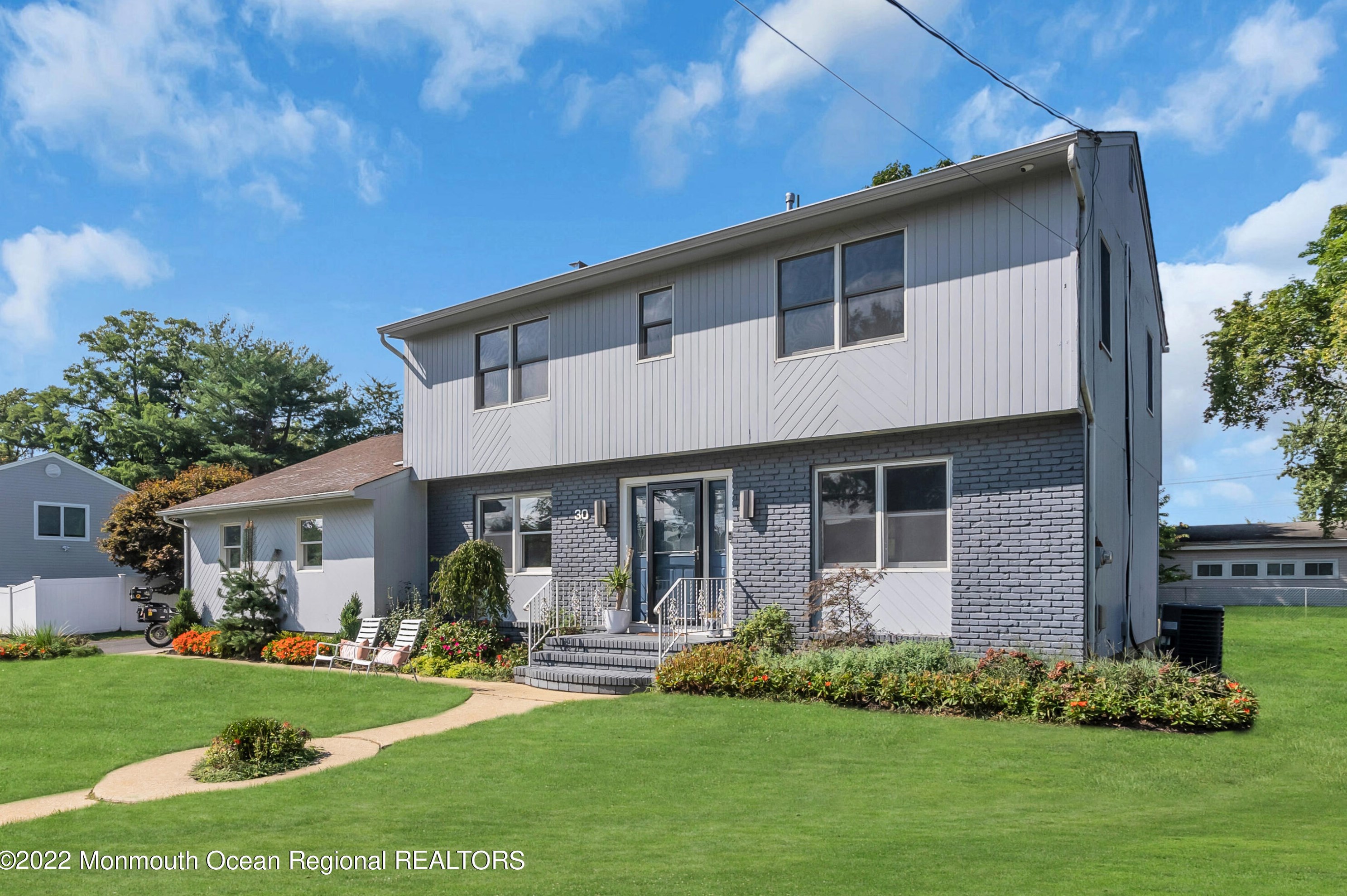 30 Dwight Dr, Tinton Falls, NJ 07712