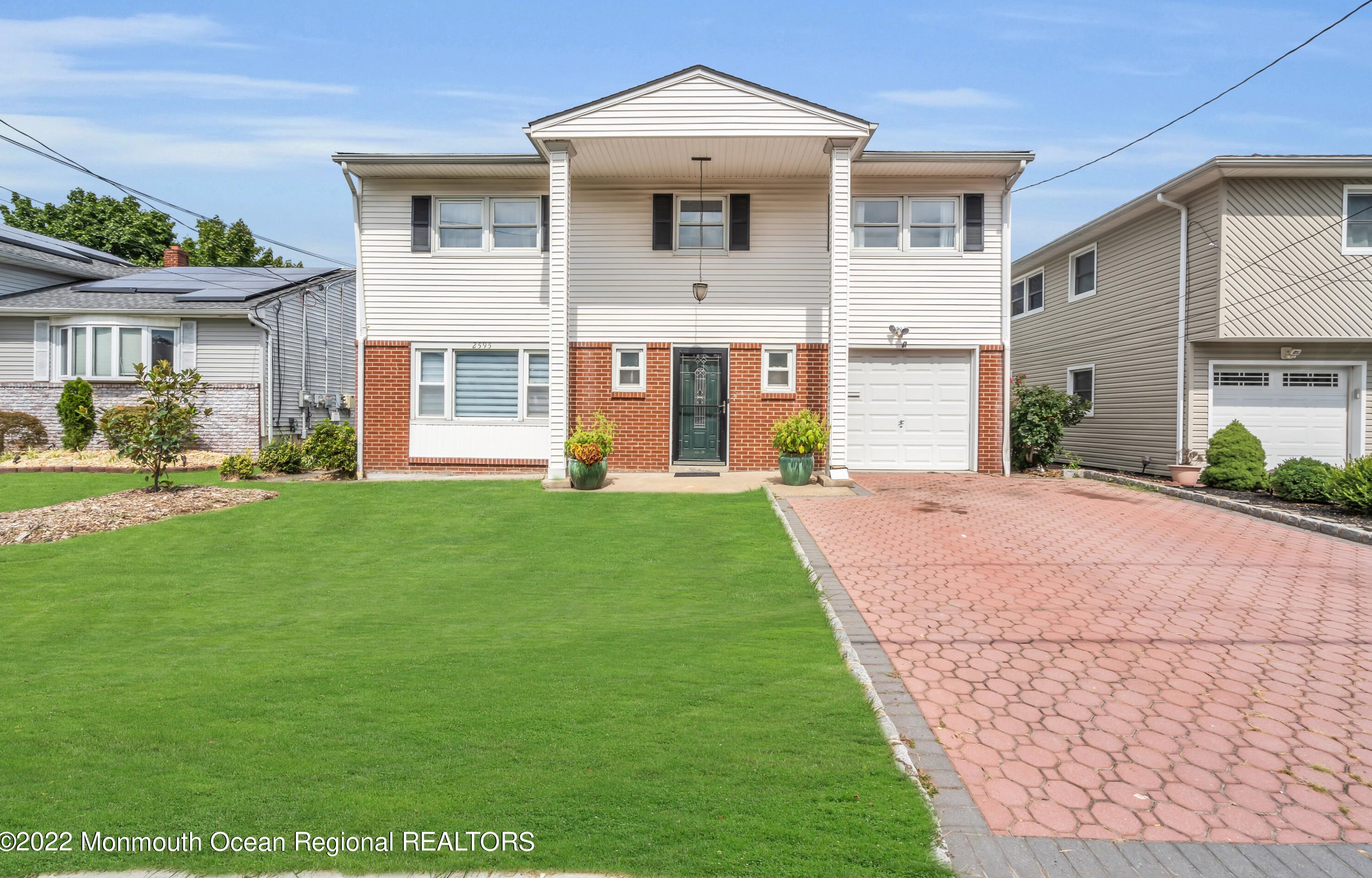 2595 Eleanor Ter, Union Center, NJ 07083-4924