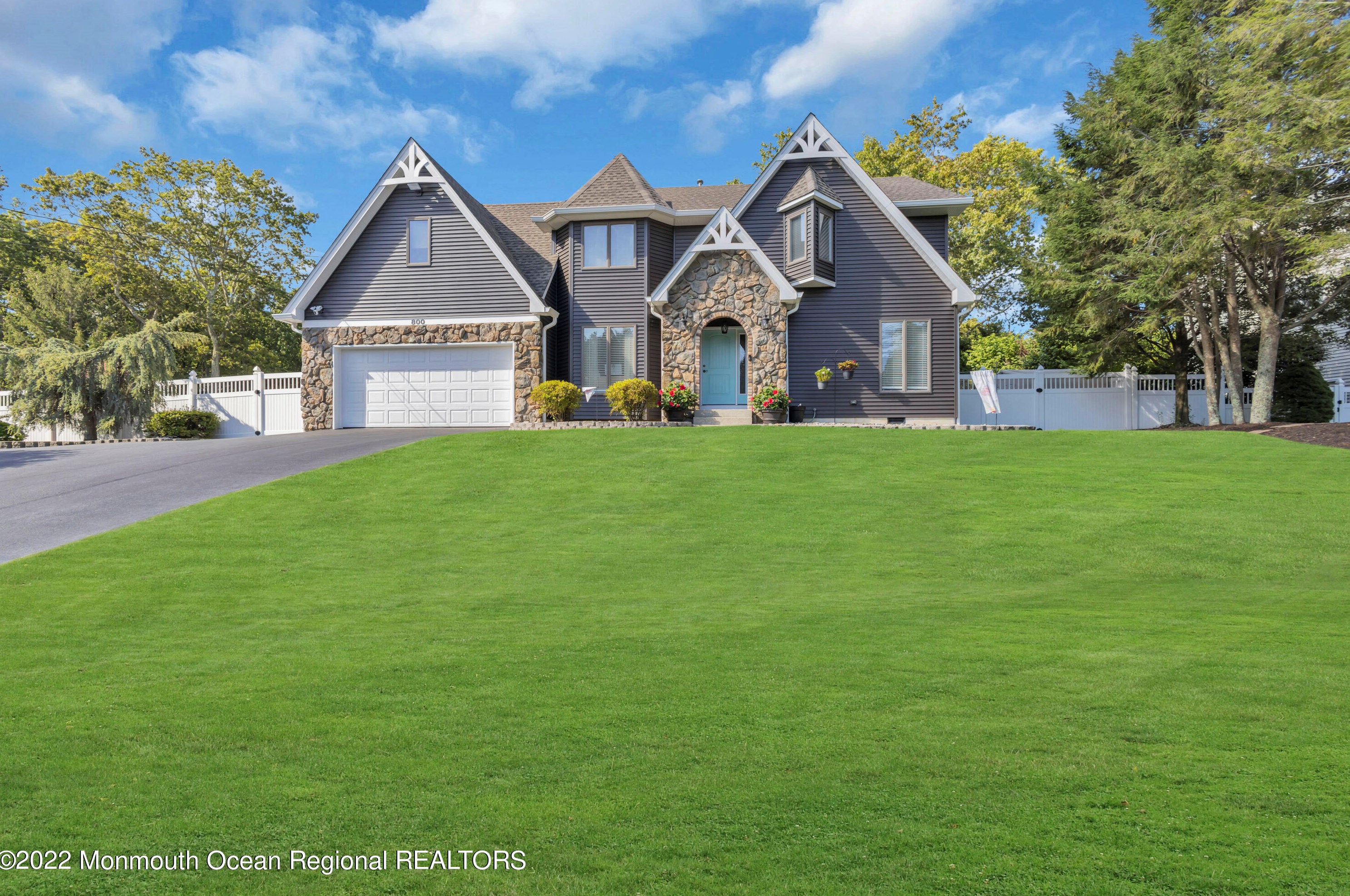 800 Orchard St, Lacey Township, NJ 08734