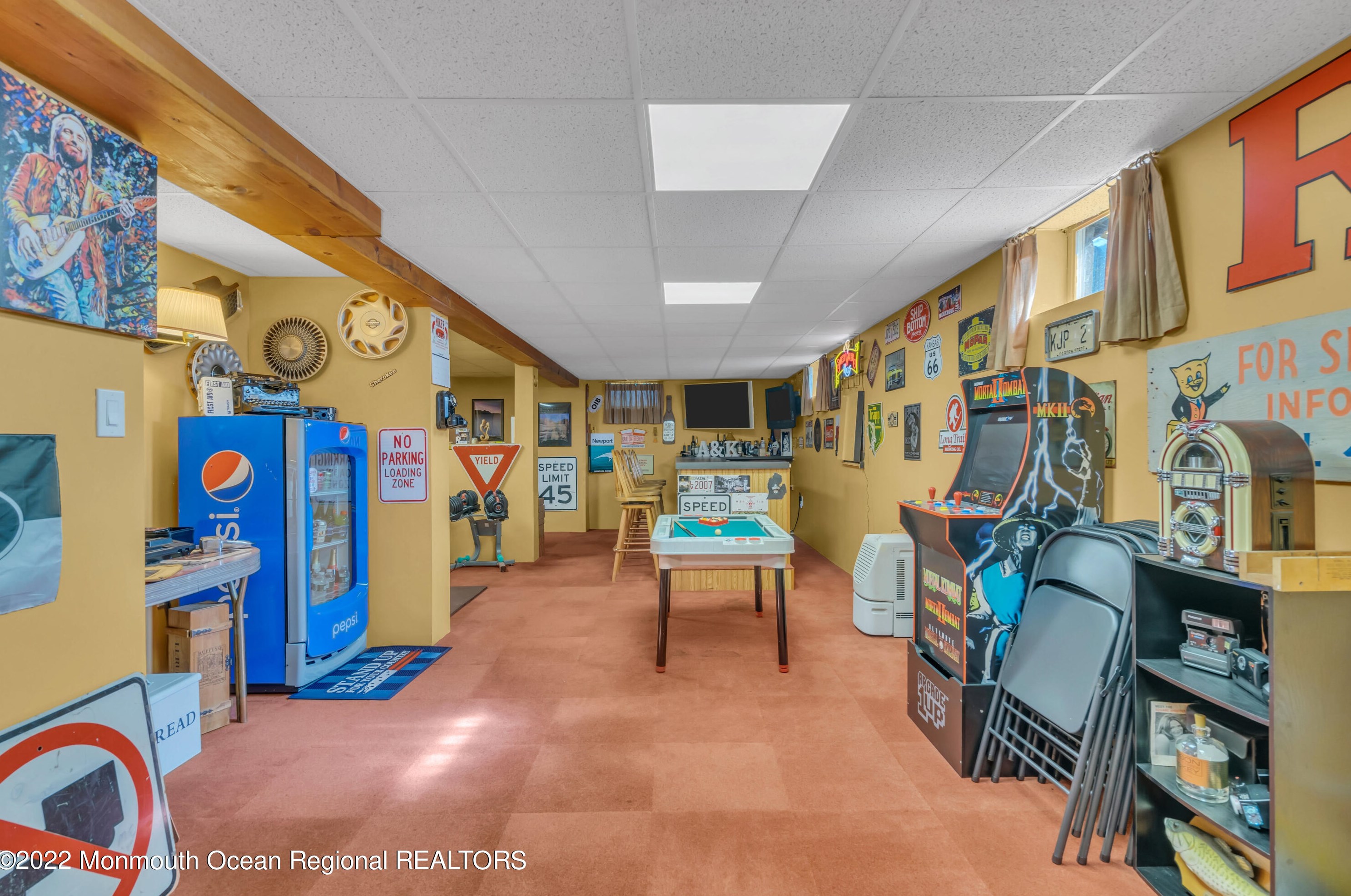 187 Heywood Ct, Matawan NJ 07747-3570 exterior