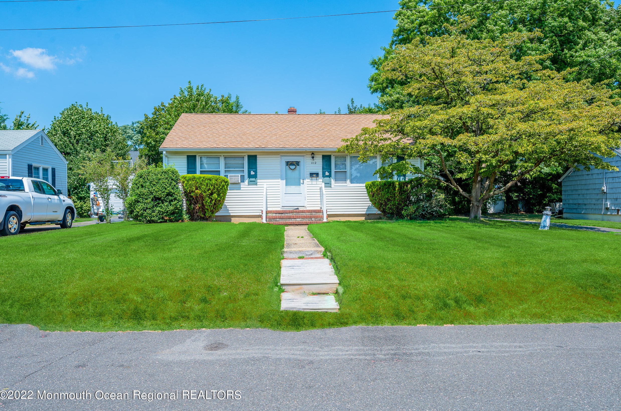 1112 Ivanhoe Path, Wall Township, NJ 08736-1603