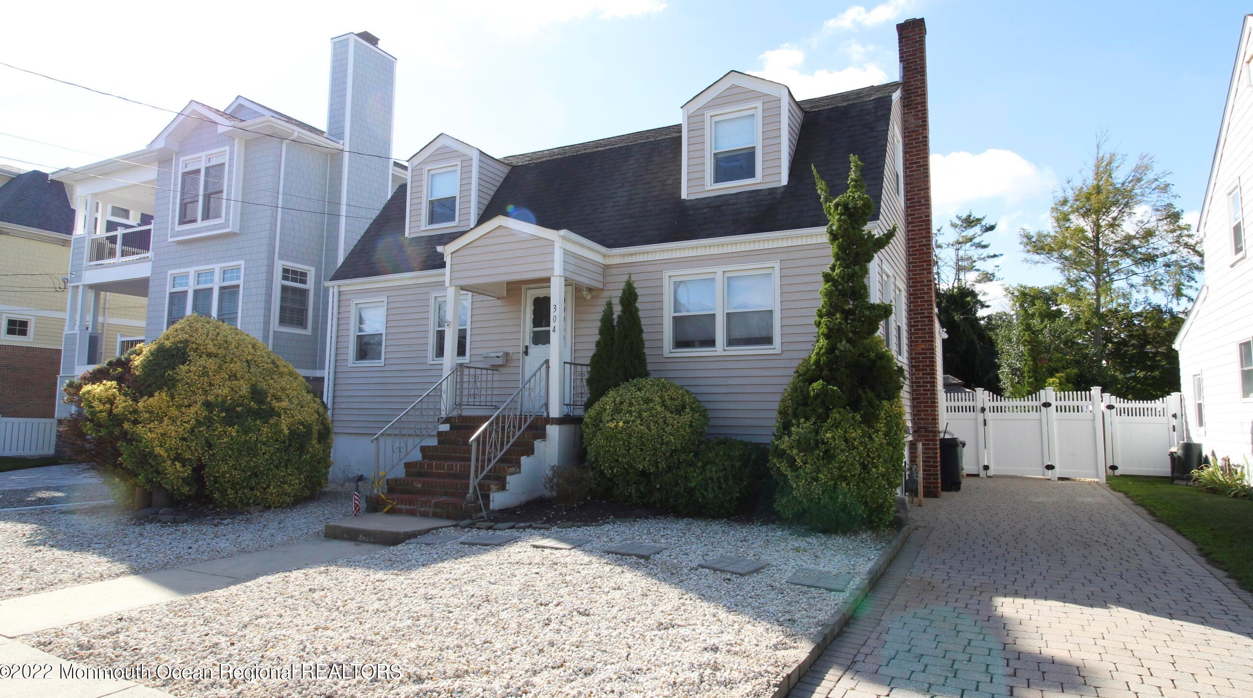 304 Trenton Ave, Point Pleasant Beach, NJ 08742