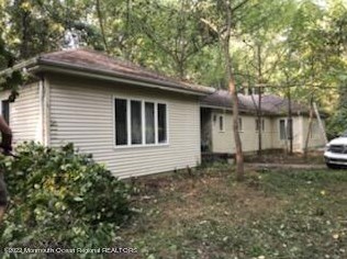 848 Hulses Corner Rd, Wall Township, NJ 07731-8402