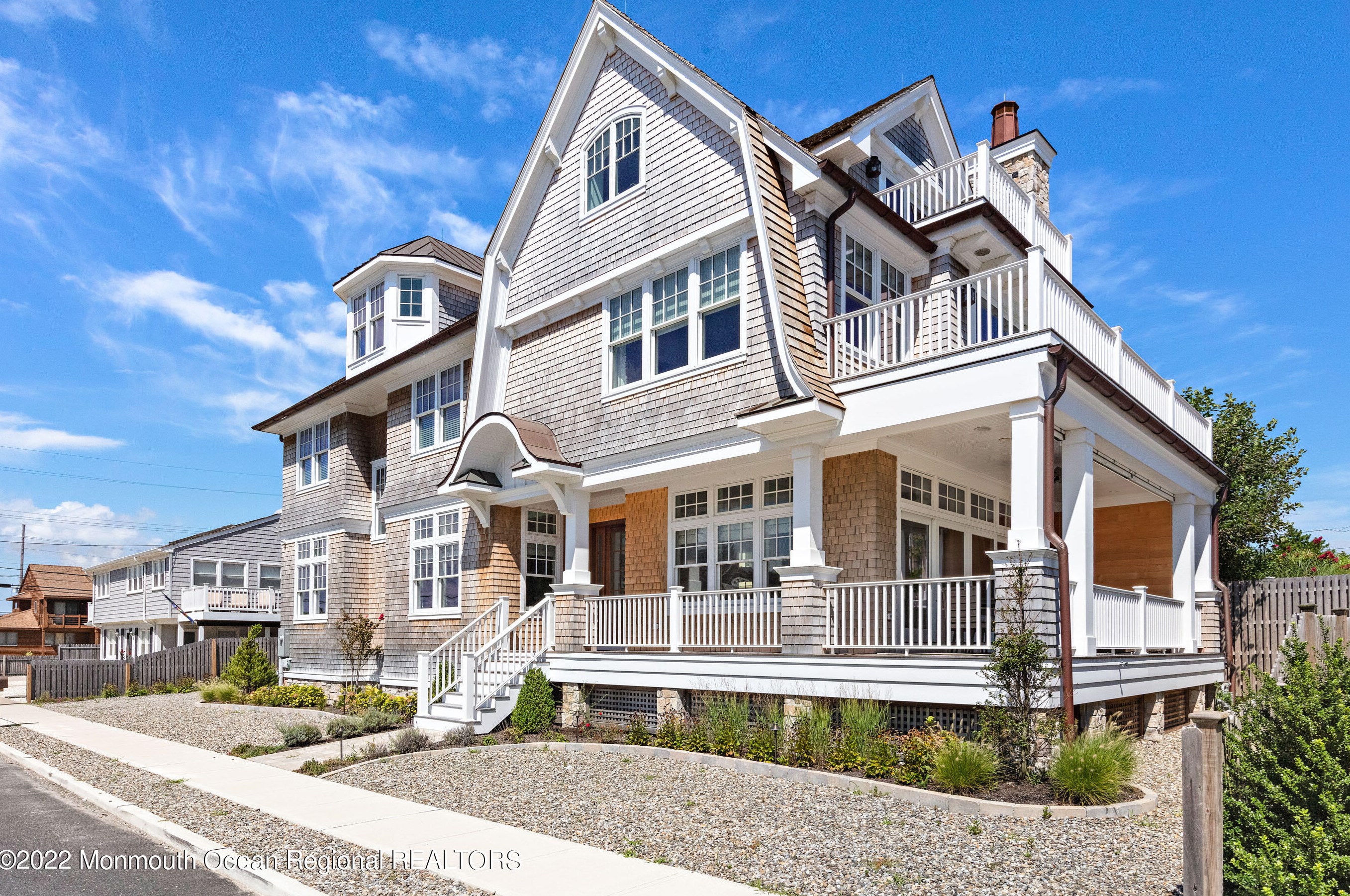 99 Oceanview Ave, Mantoloking, NJ 08738