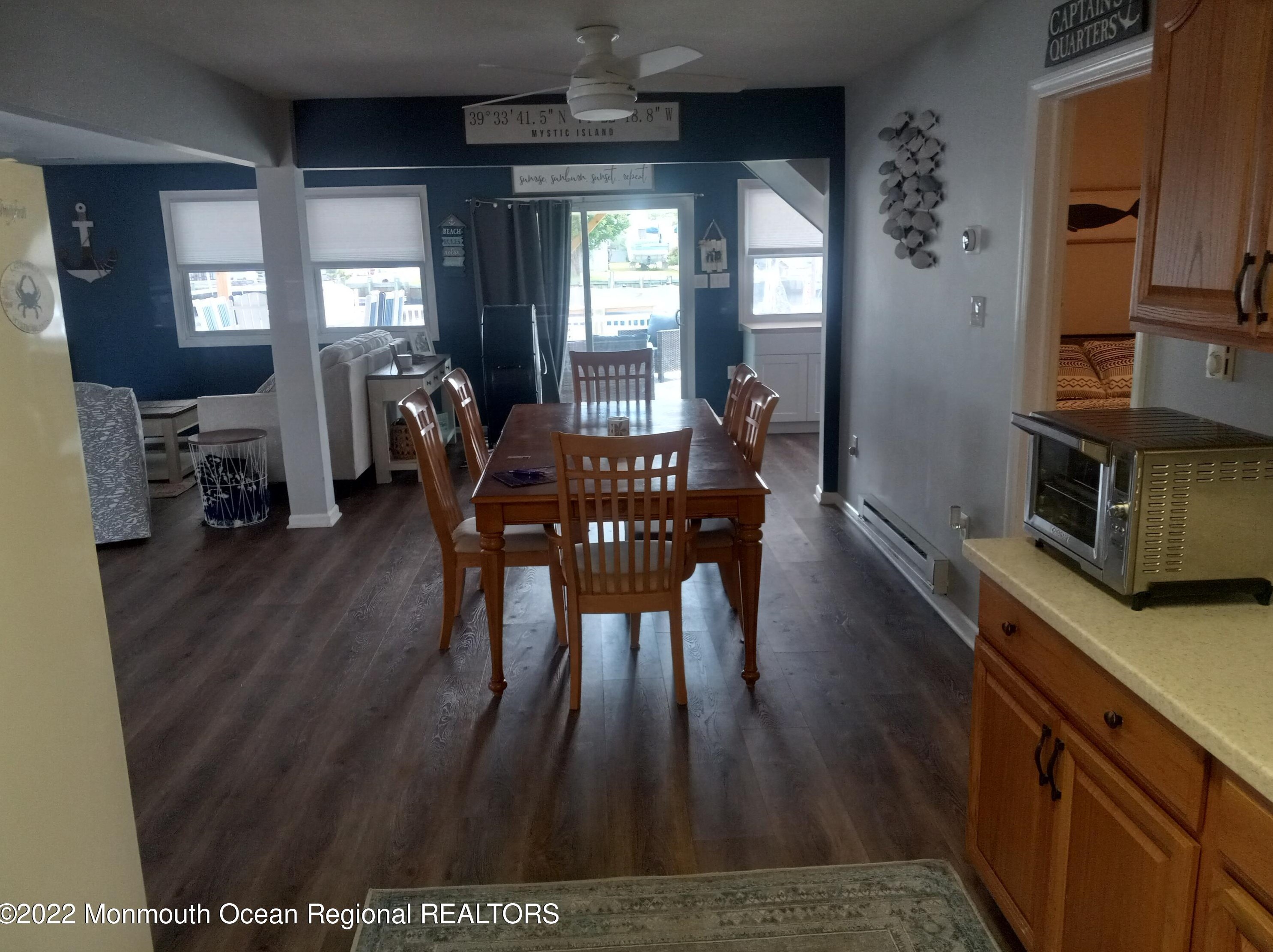 22 Ship Dr, Tuckerton NJ  08087-1520 exterior