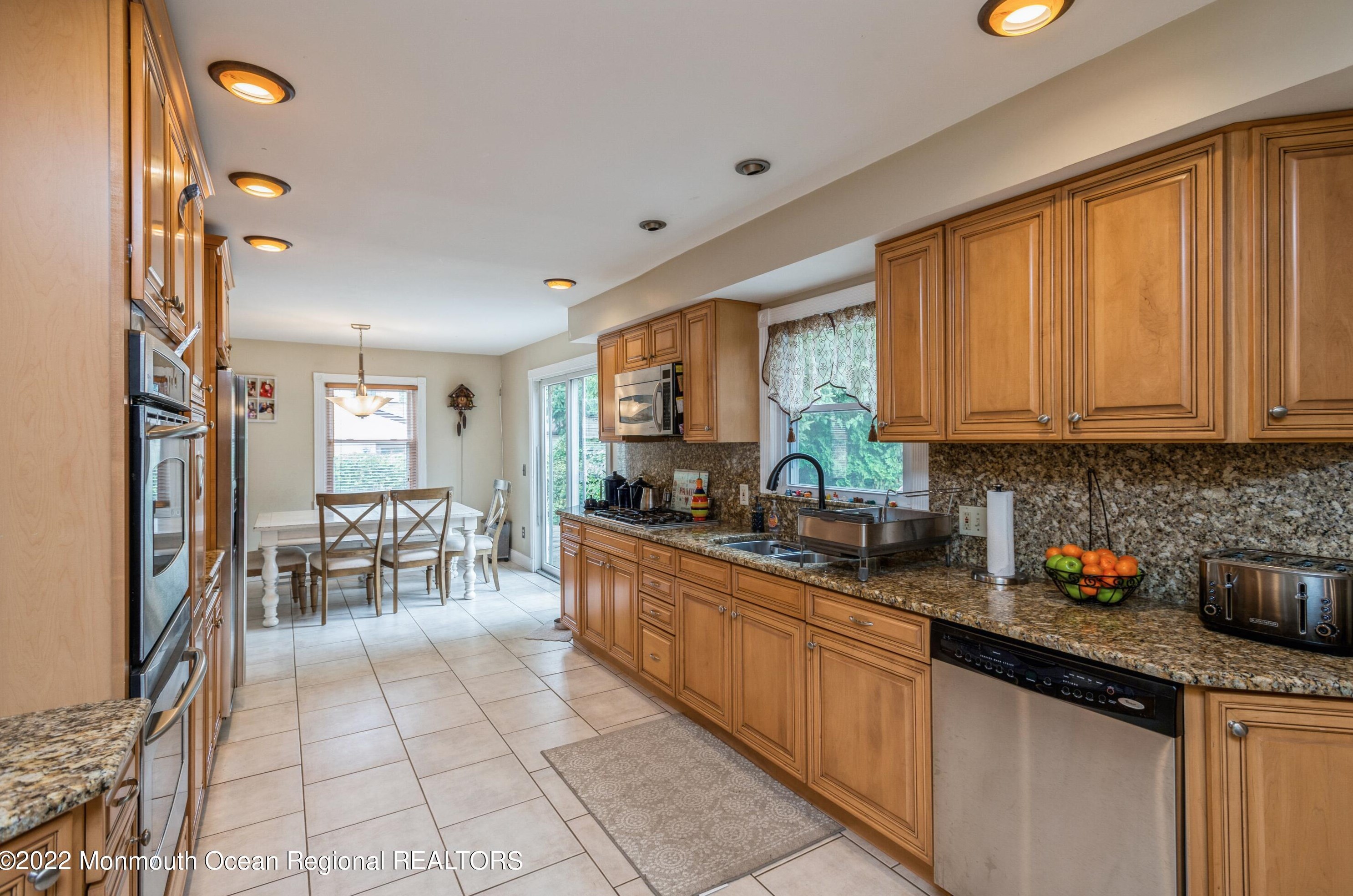 361 Taylors Mills Rd, Millstone Township, NJ 07726-2822