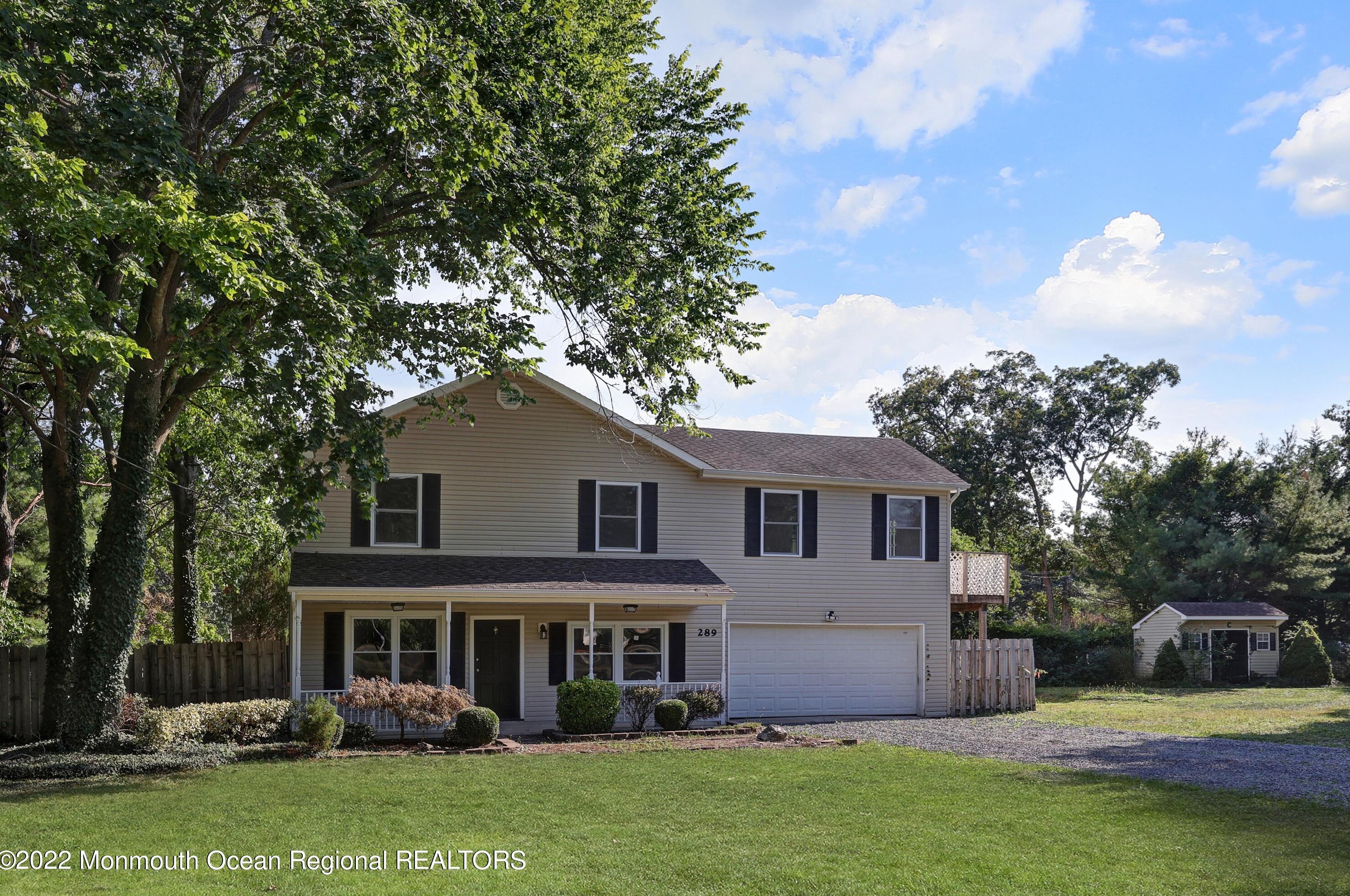 289 Central Blvd, Berkeley Township, NJ 08721