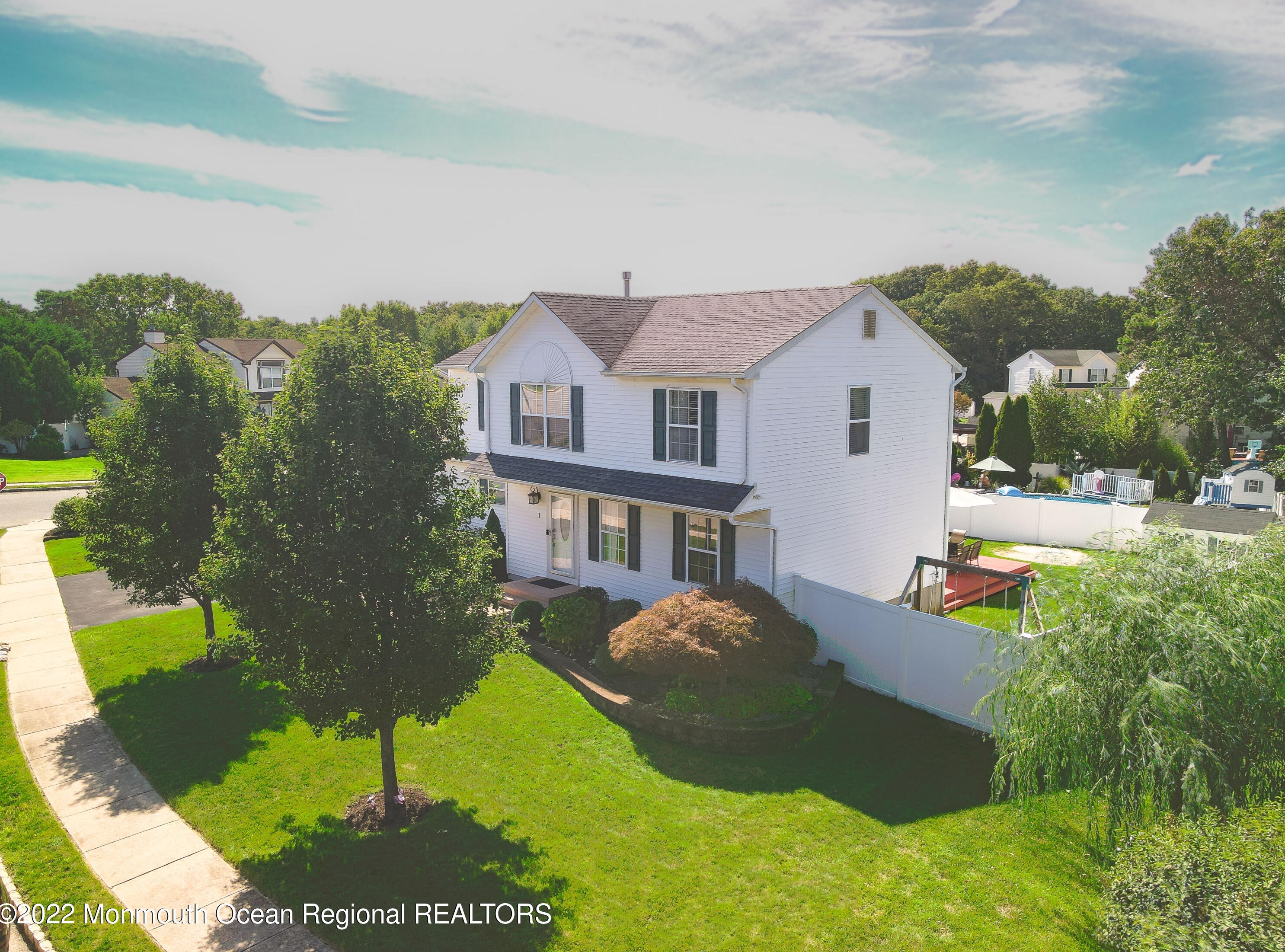 1 Iris Ct, Wall Township, NJ 07731-2883