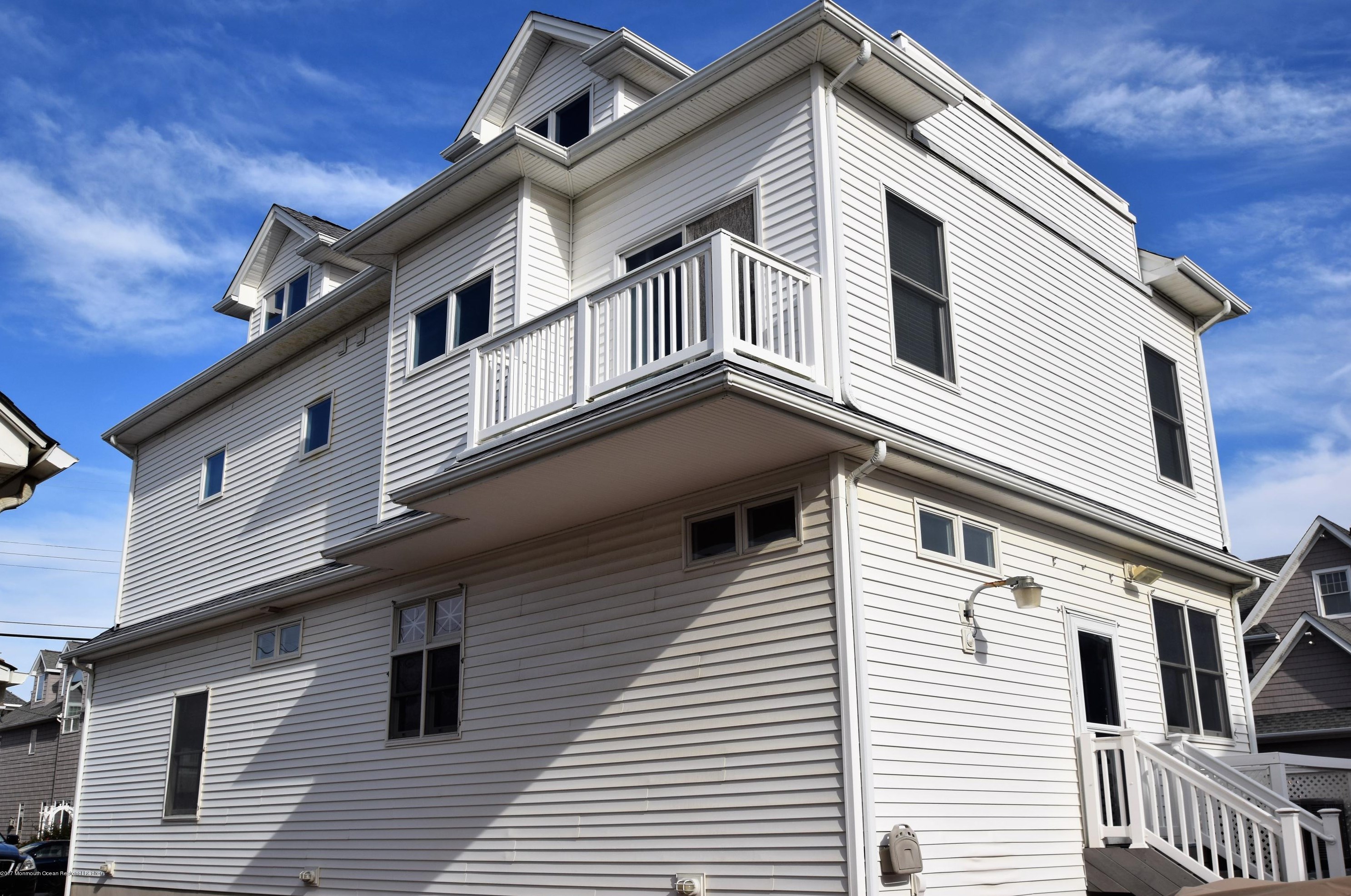 563 Whiting Ave, Wall Township, NJ 08736