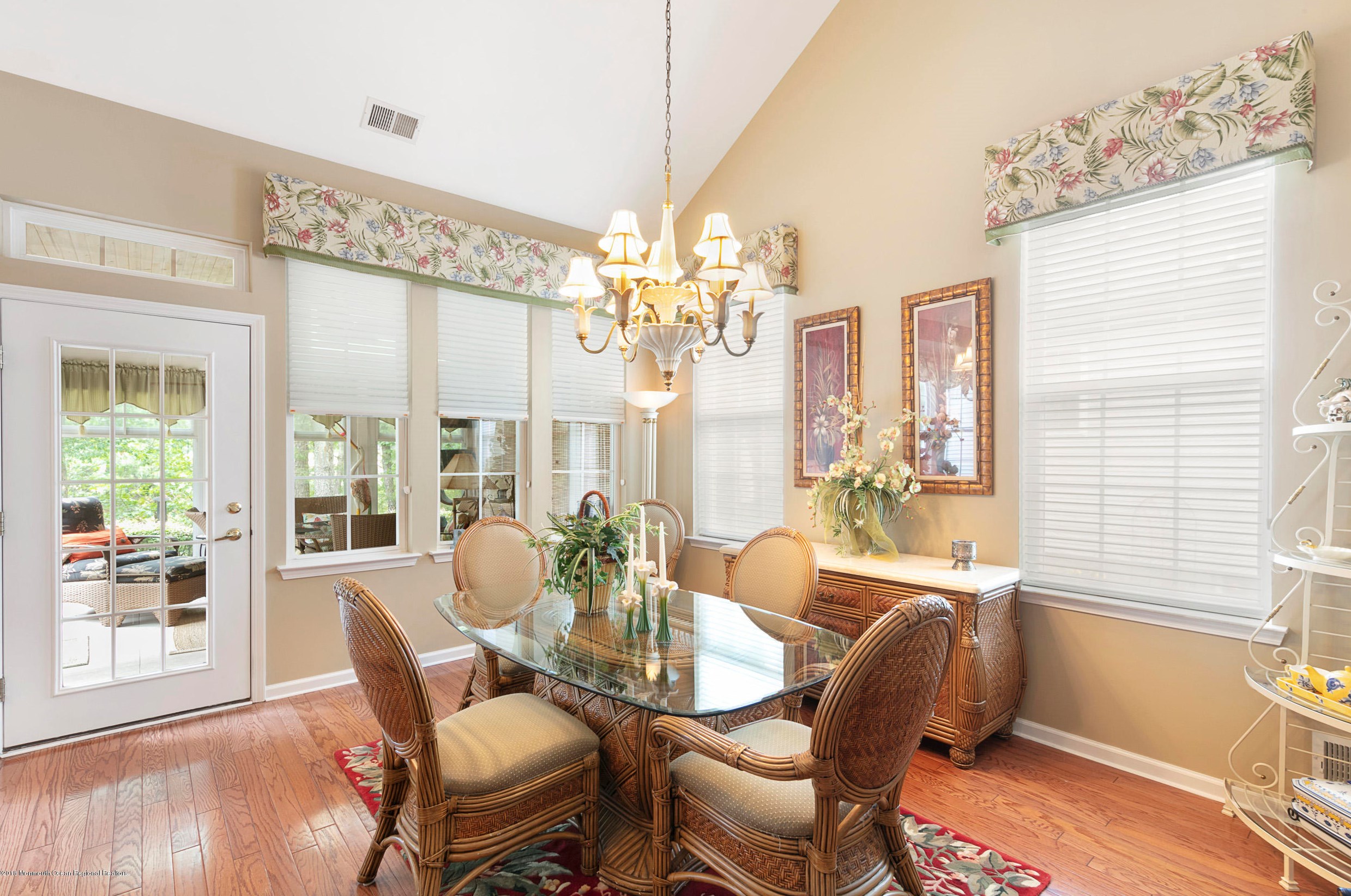 419 Golf Vw Dr, Tuckerton NJ  08087-4222 exterior