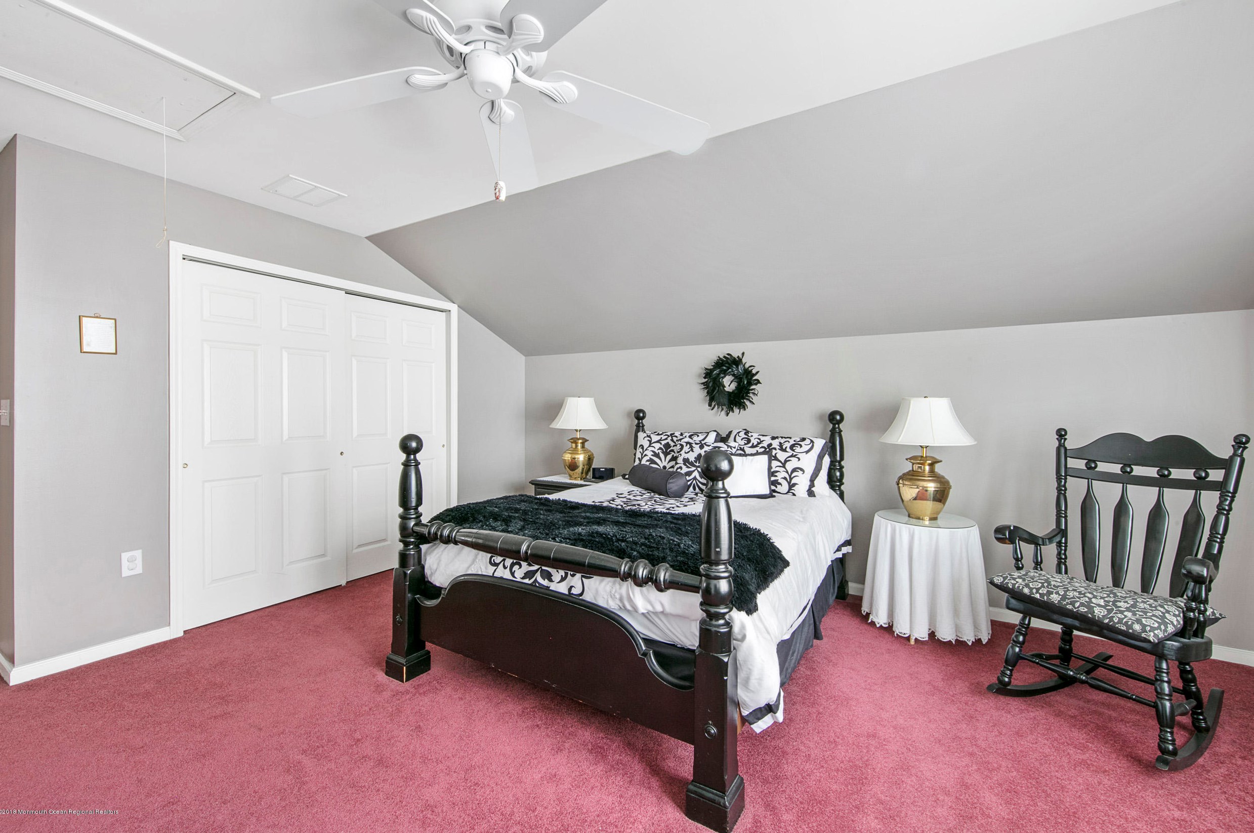 419 Golf Vw Dr, Tuckerton NJ  08087-4222 exterior