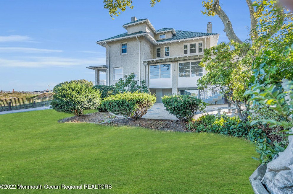 32 Inlet Ter, Belmar, NJ 07719