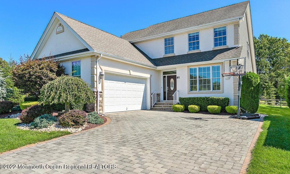 81 Parsonage Way, Millstone Township, NJ 07726-7948