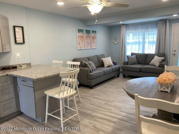 438 Highway 35 N Apt 1102, Mantoloking, NJ 08738
