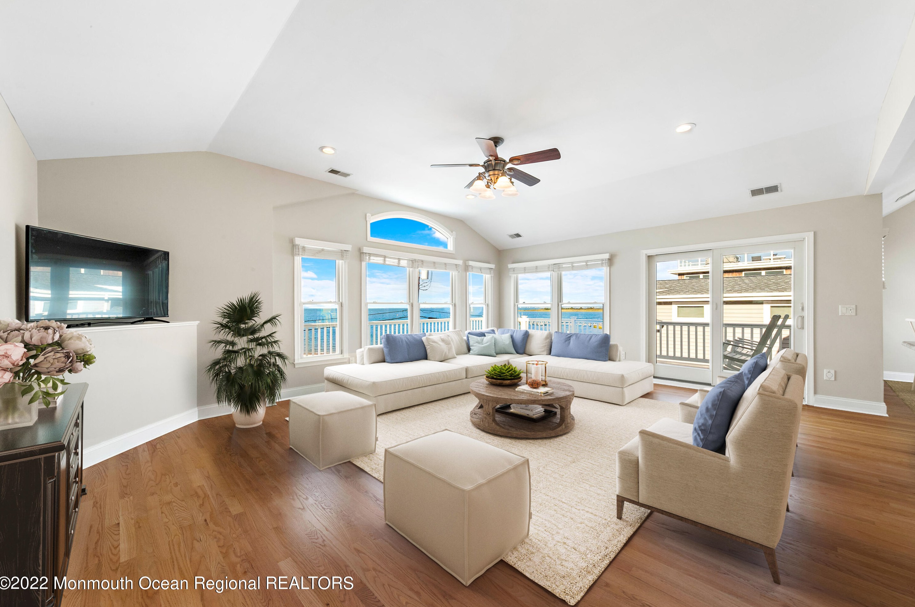 105 Kimberly Ave W, Long Beach Township, NJ 08008