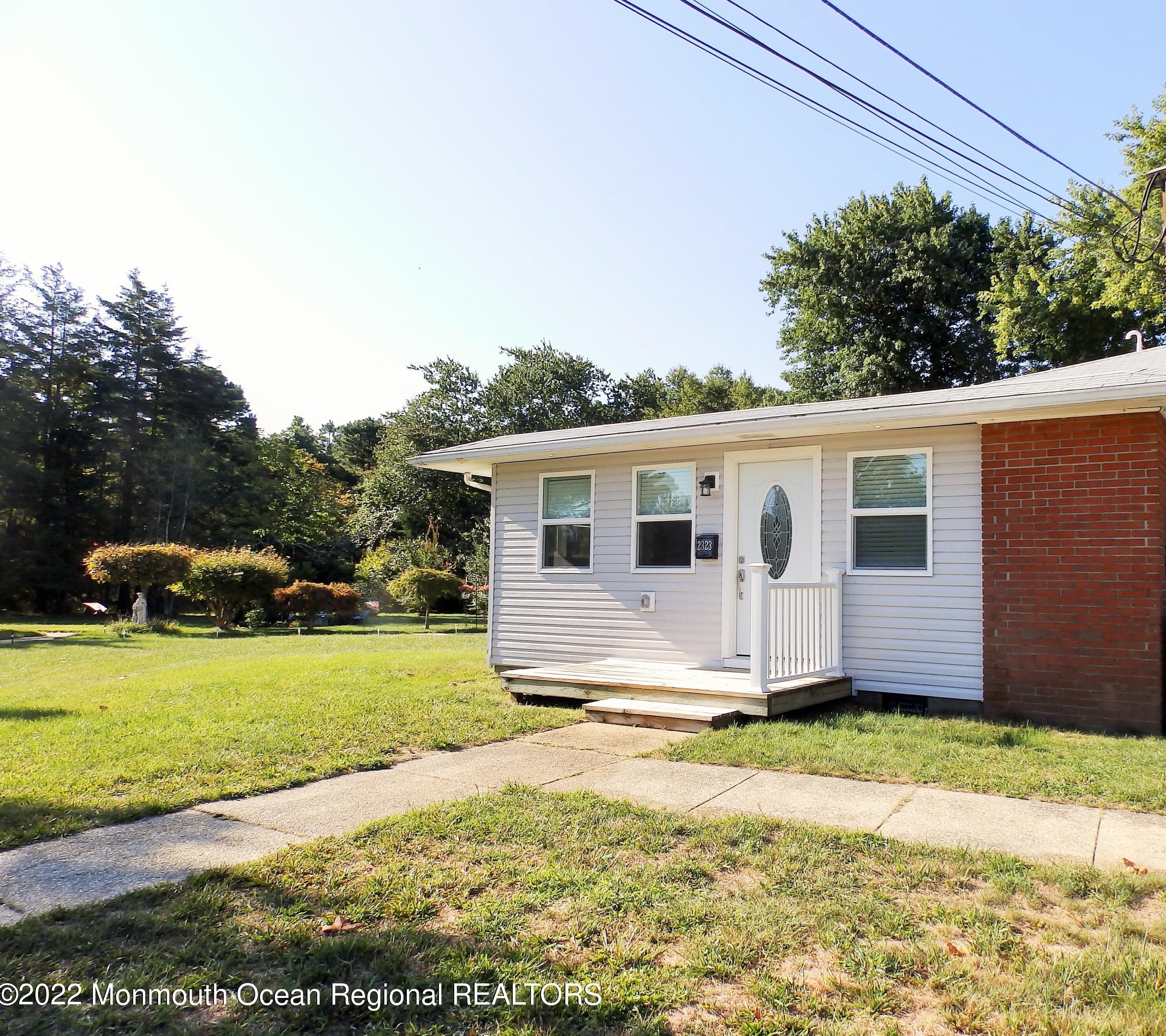 2323 Yorktowne Blvd, Toms River, NJ 08753-1654