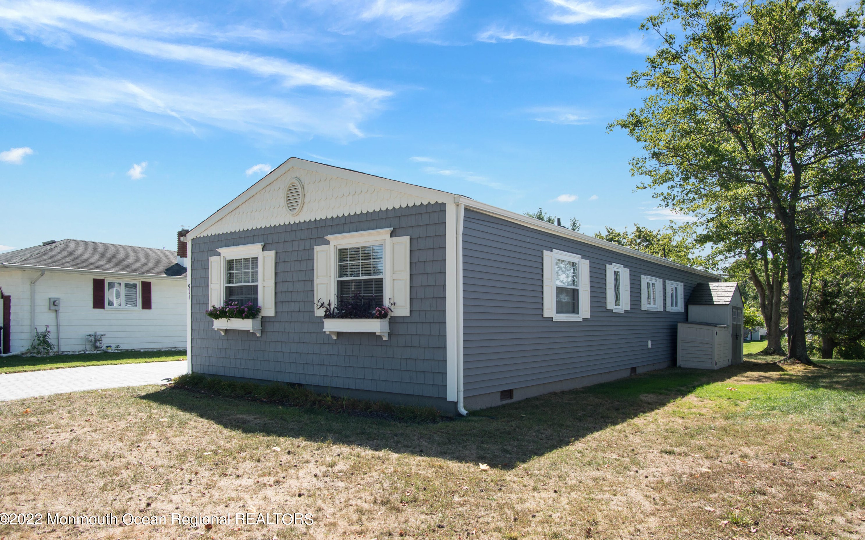 911 Jamaica Blvd, Toms River NJ  08757-3703 exterior