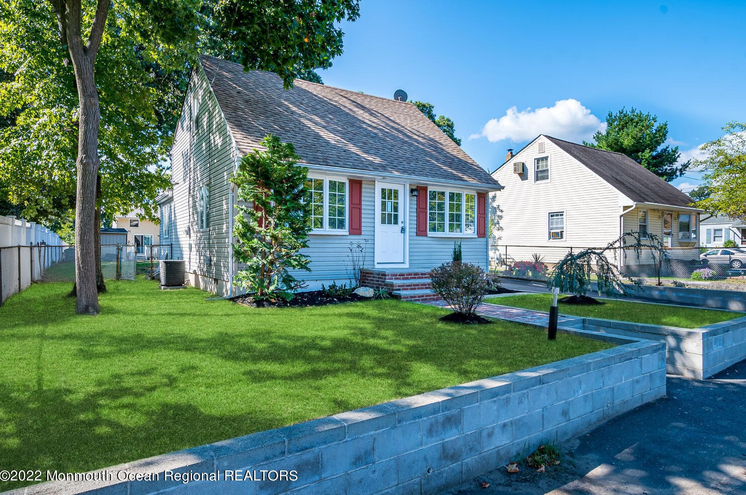 8 Byrn Pl, Ideal Beach, NJ 07734-3105