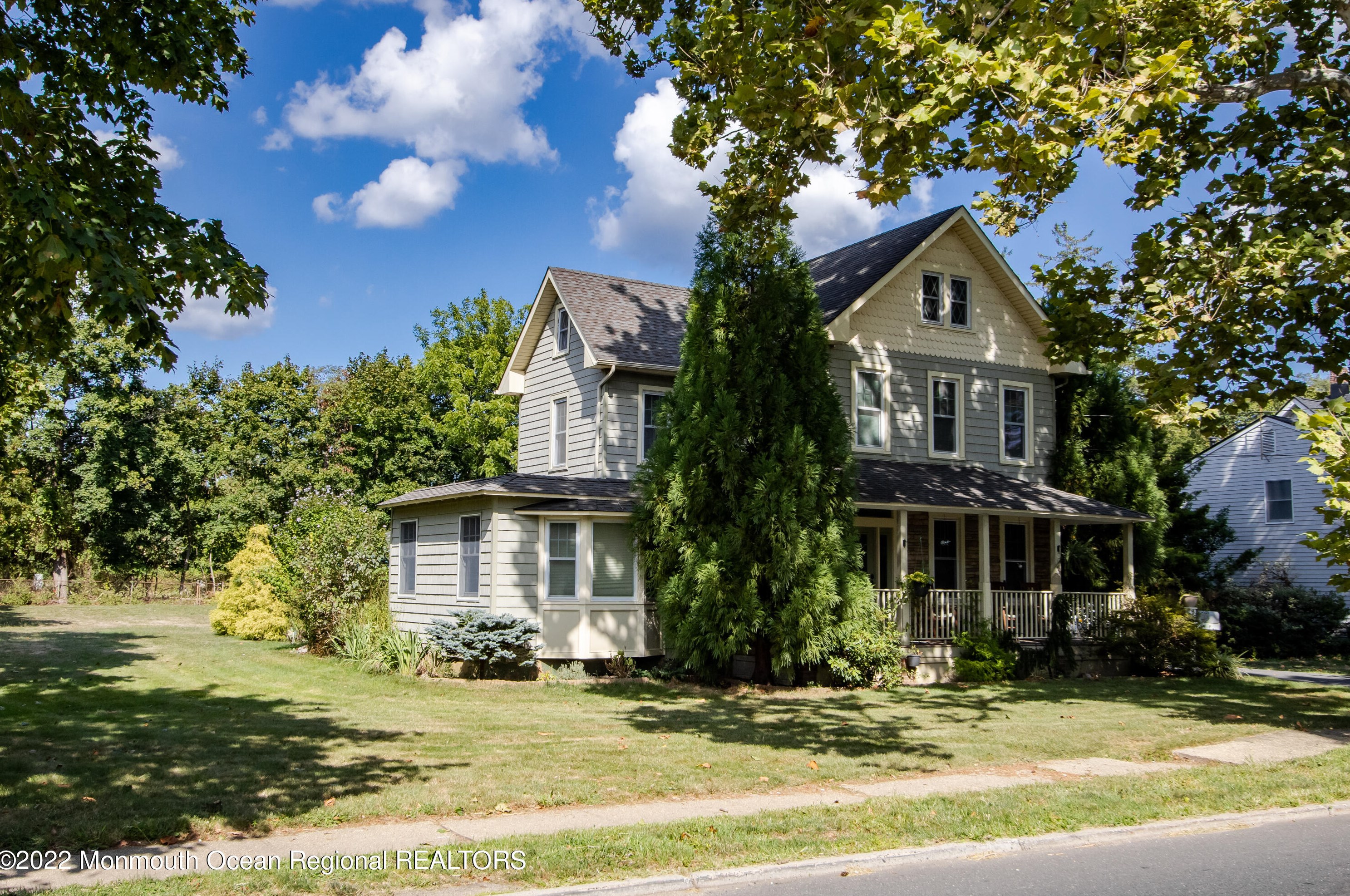 557 Cedar Ave, West Long Branch, NJ 07764