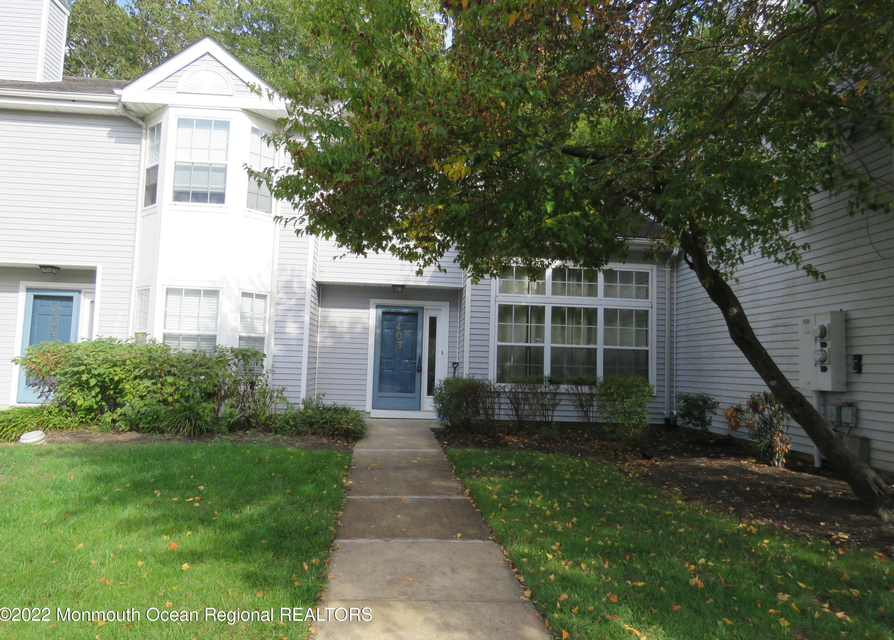 403 Hampton Ct, Millstone Township, NJ 07726