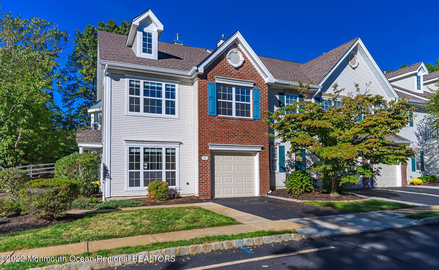 701 Carnaby Ln, Toms River, NJ 08753-3373