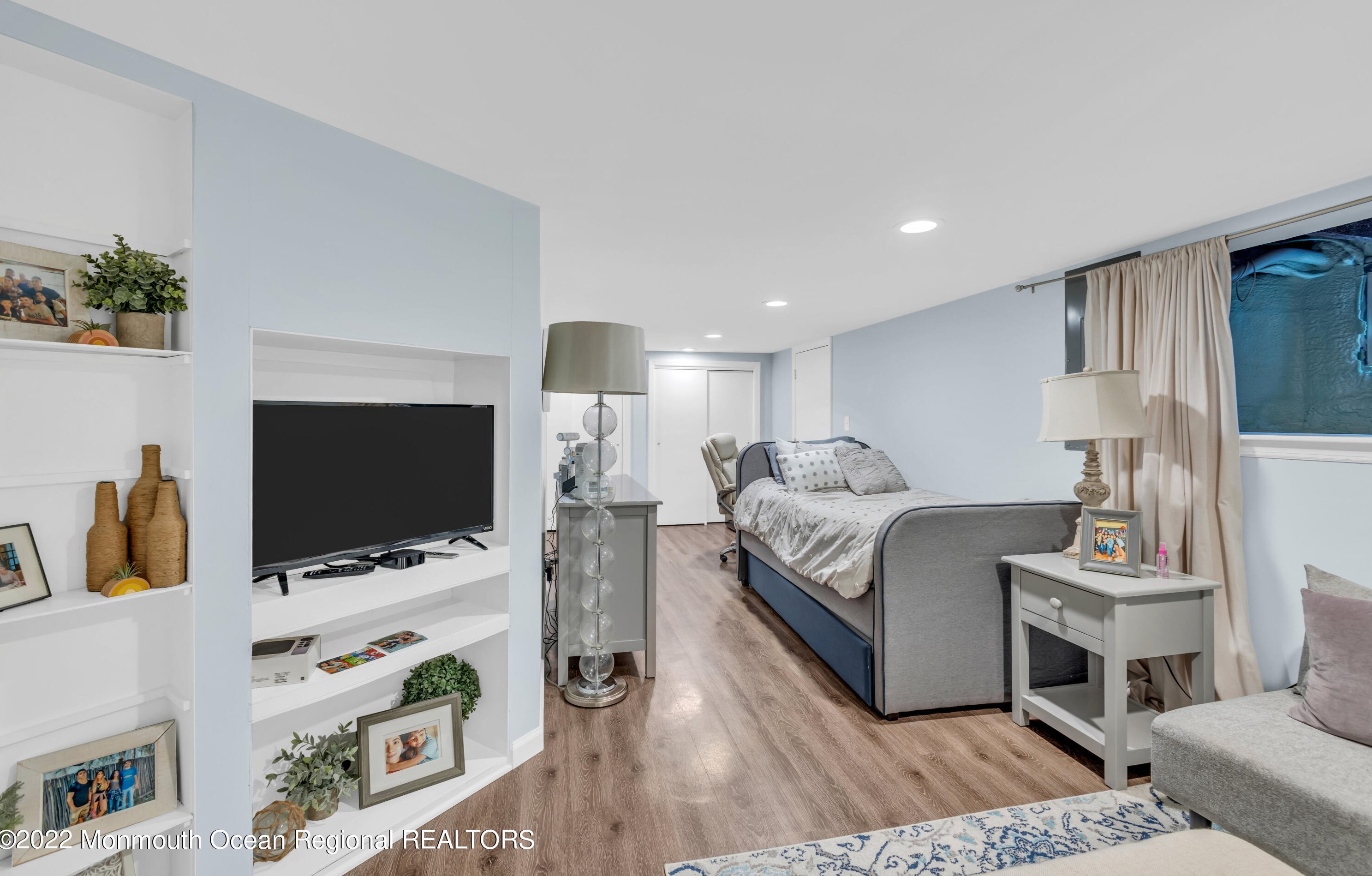 28 Parker Ave, Wall Township NJ  08736-3006 exterior