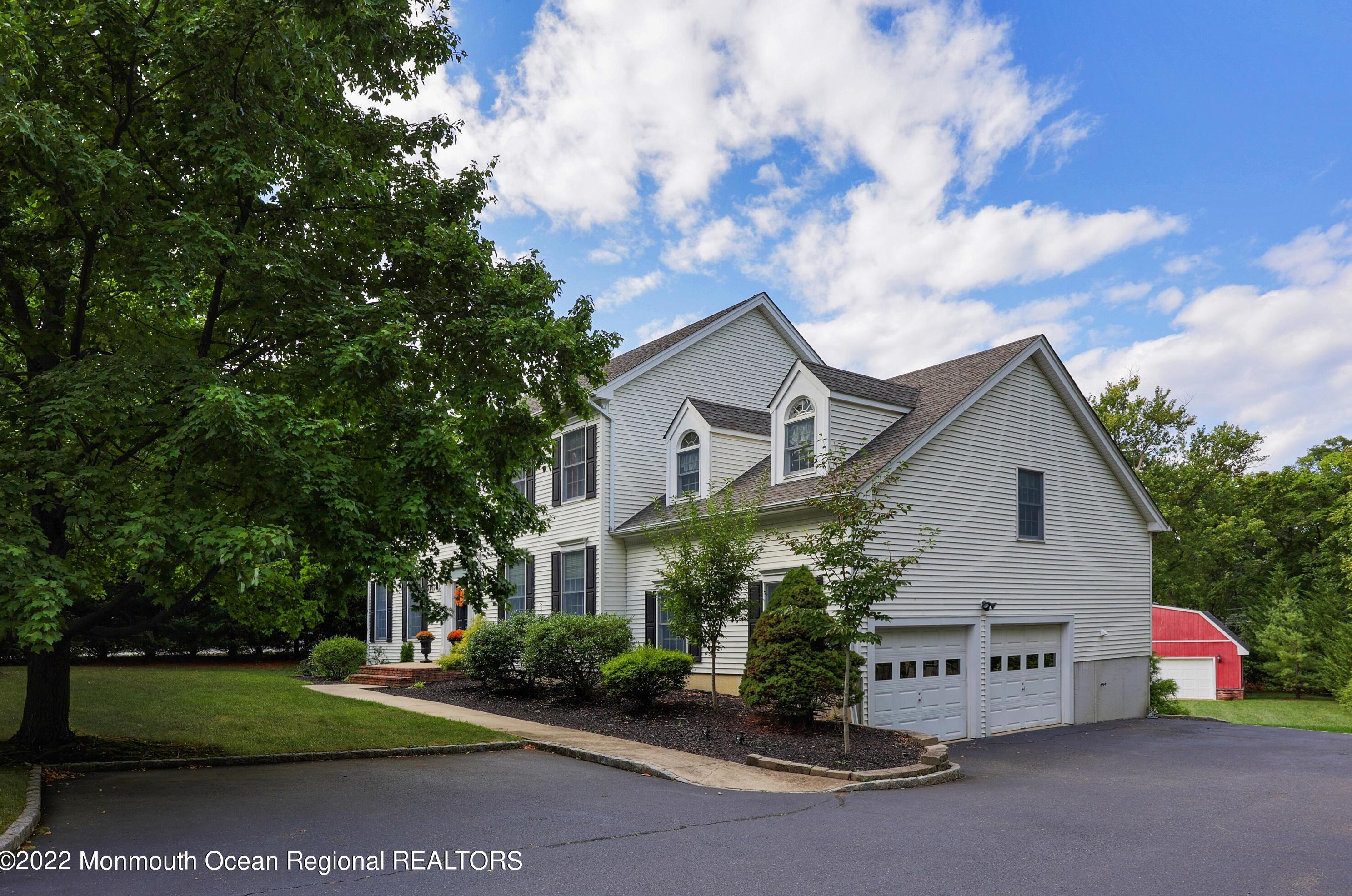 15 Red Hill Rd, Middletown, NJ 07748