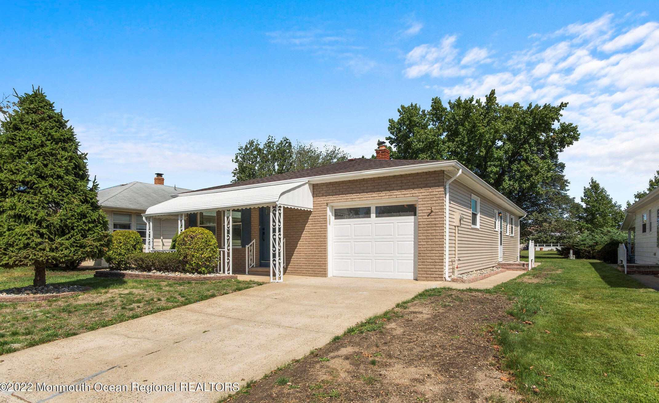 242 Charlotteville Dr, Toms River NJ  08757-3821 exterior