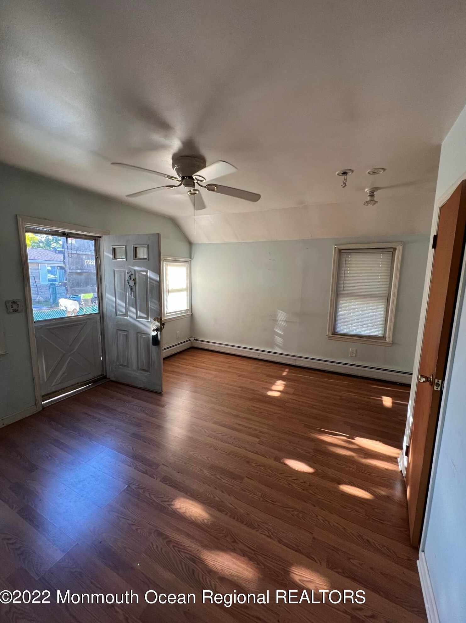 35 Seaside Pl, Ideal Beach, NJ 07734-1607
