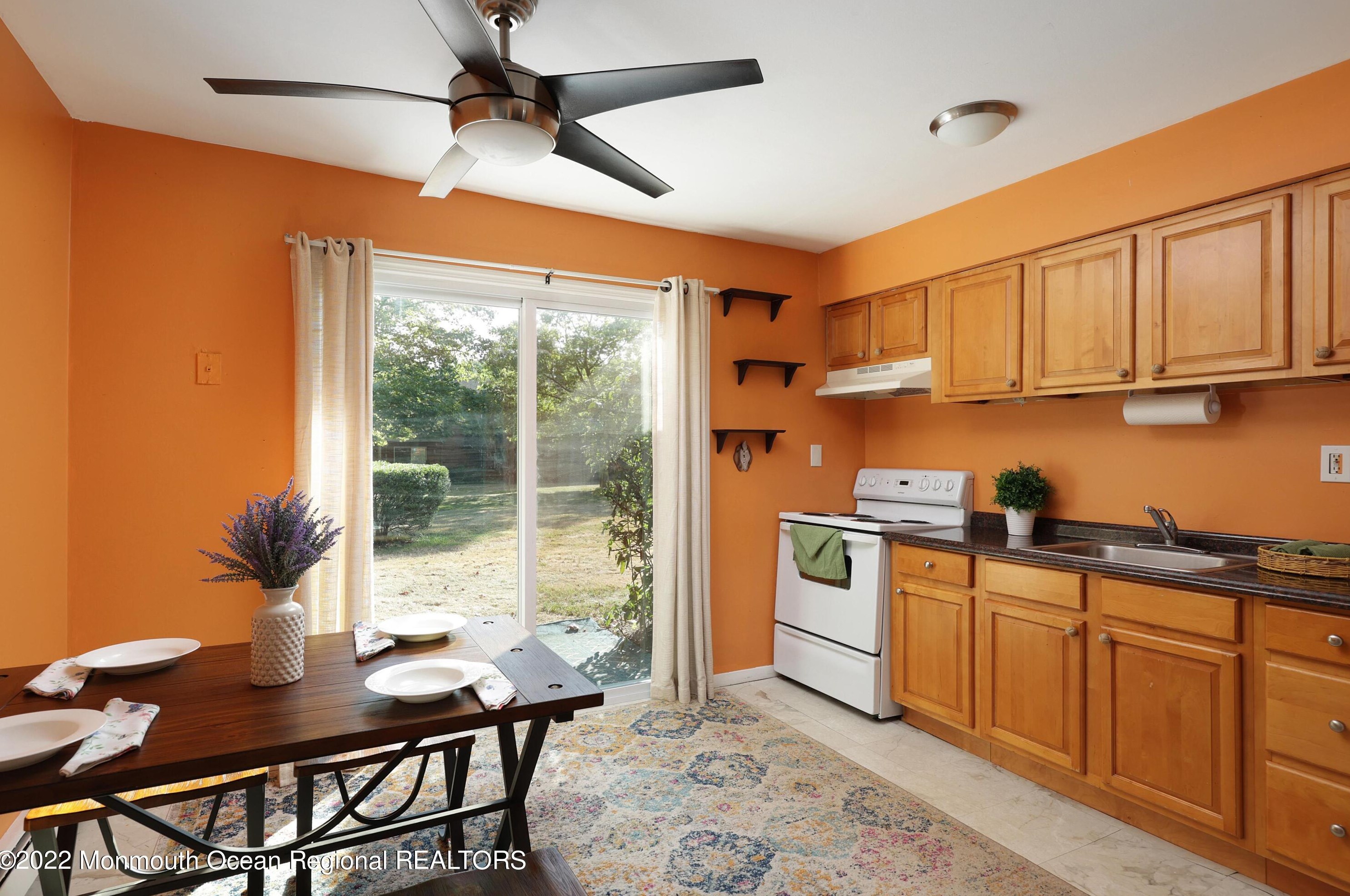 96 East Ave #40, Atlantic Highlands, NJ 07716